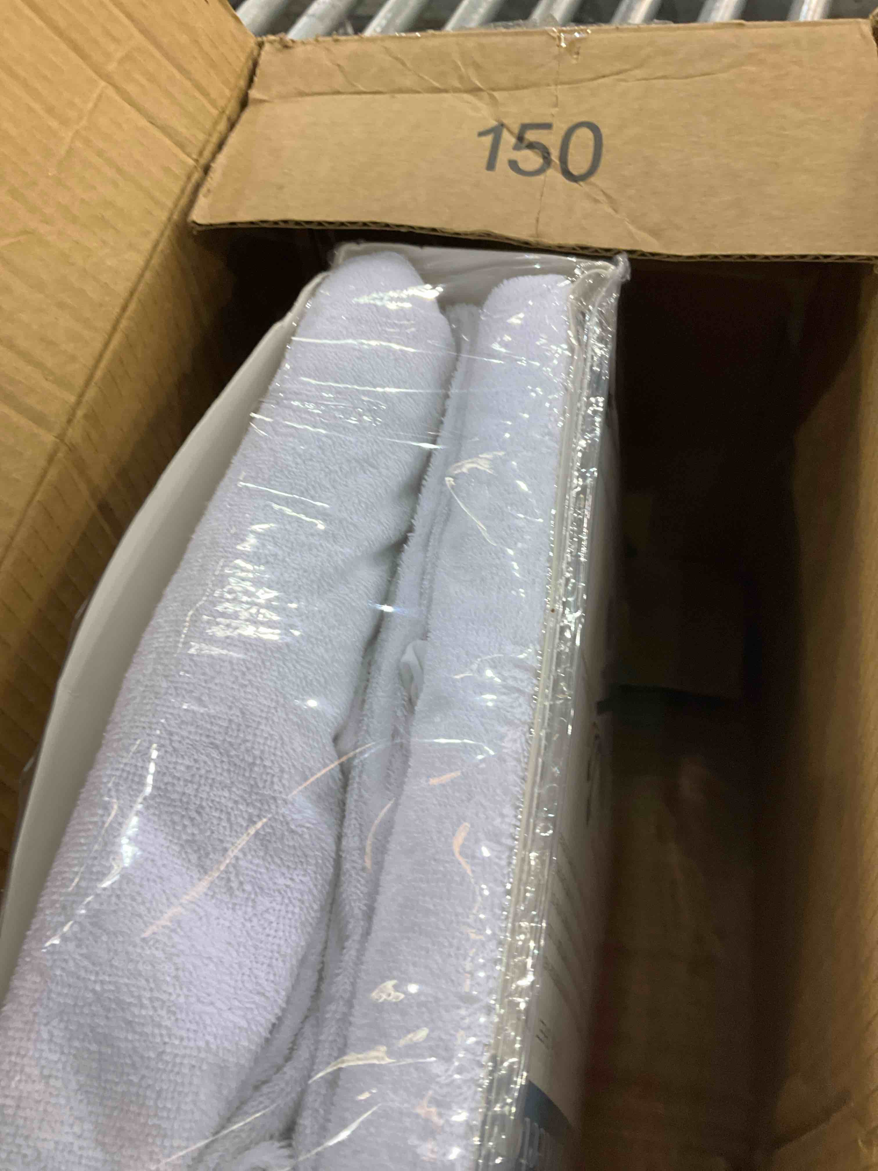 https://s3.amazonaws.com/lotting-images-prod/BargainHunt/EXS01212248_1721321209194.jpeg