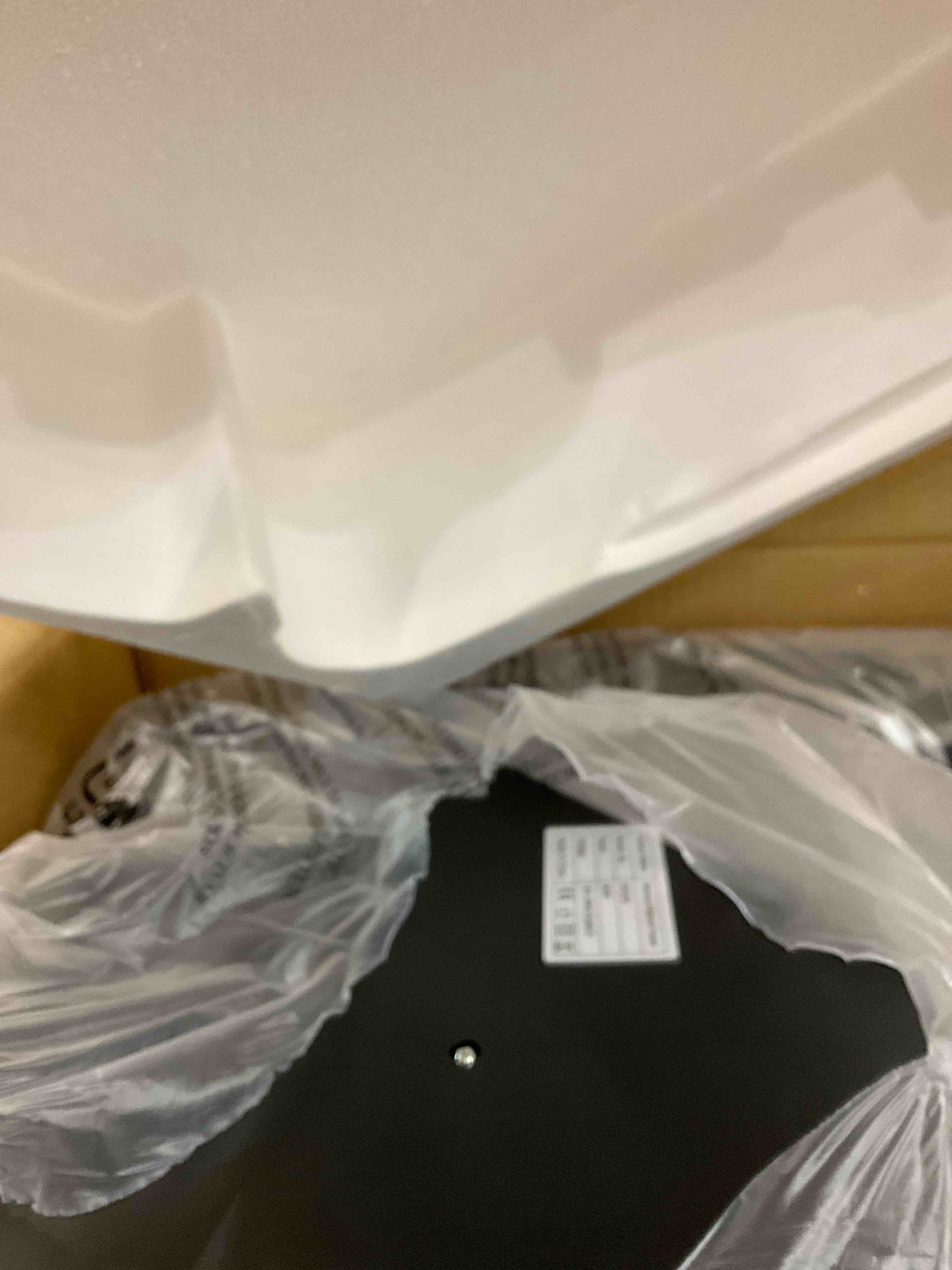 https://s3.amazonaws.com/lotting-images-prod/BargainHunt/EXS01212471_1721673786273.jpeg