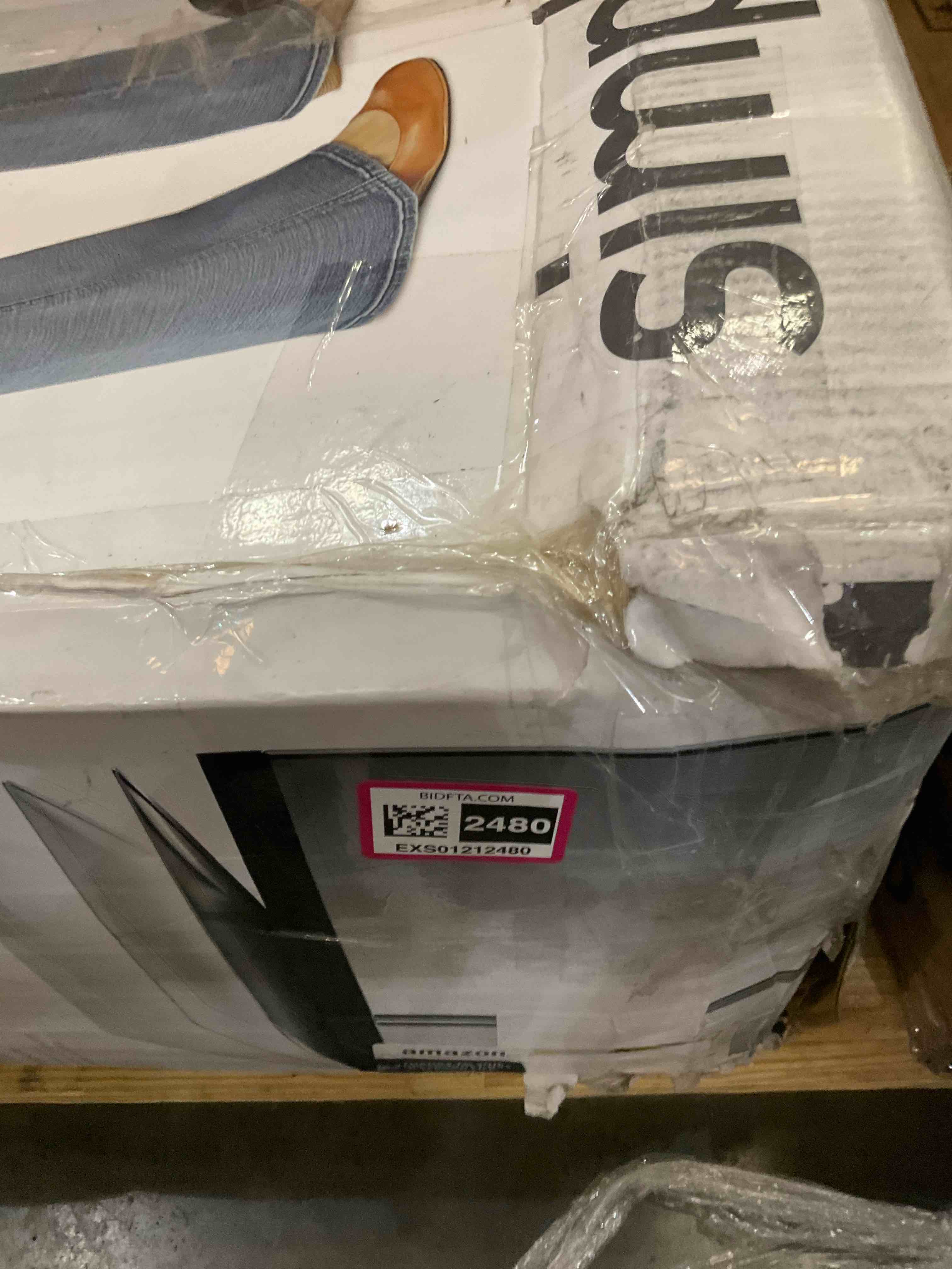 https://s3.amazonaws.com/lotting-images-prod/BargainHunt/EXS01212480_1721674642690.jpeg