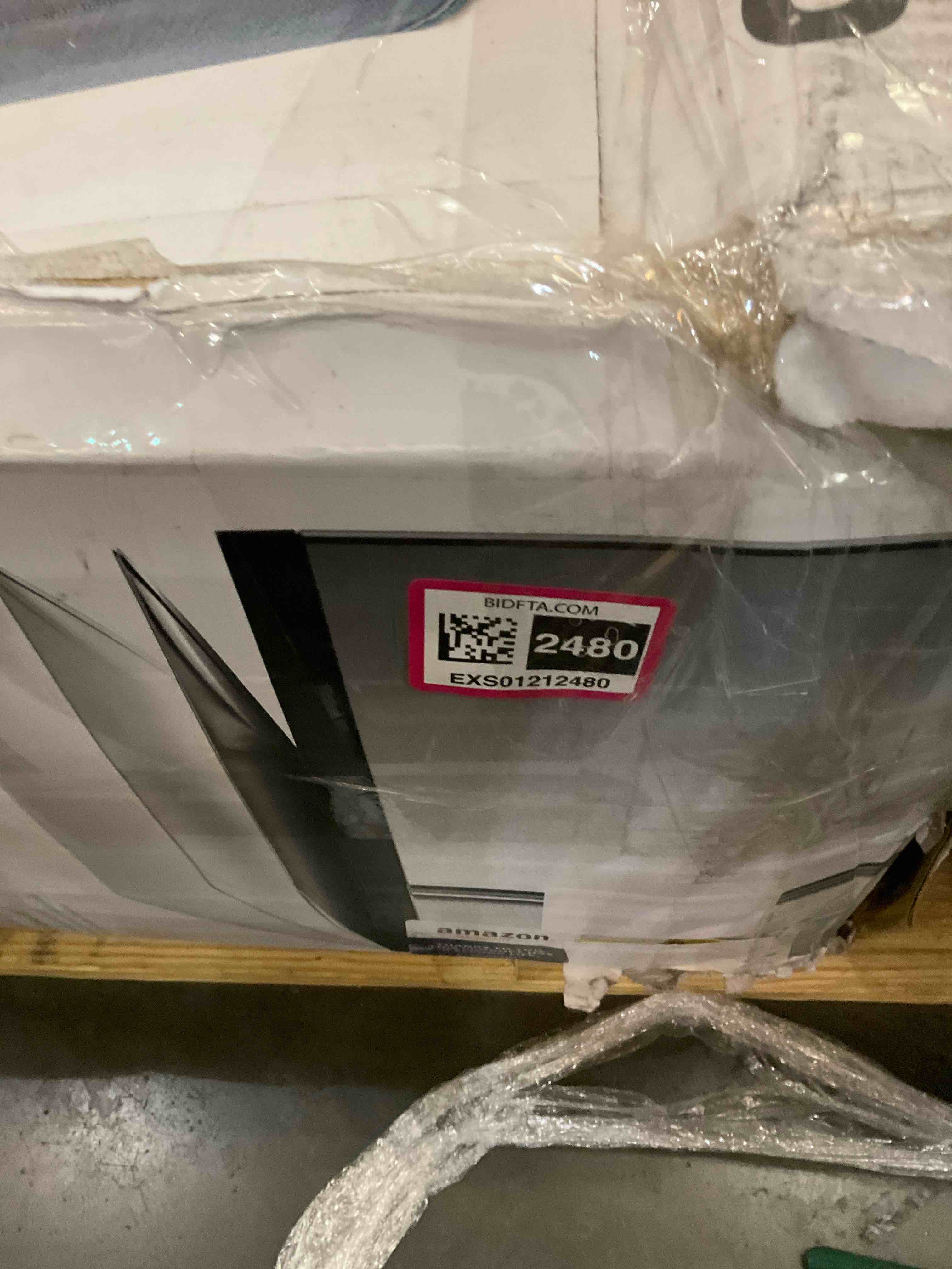https://s3.amazonaws.com/lotting-images-prod/BargainHunt/EXS01212480_1721674679068.jpeg