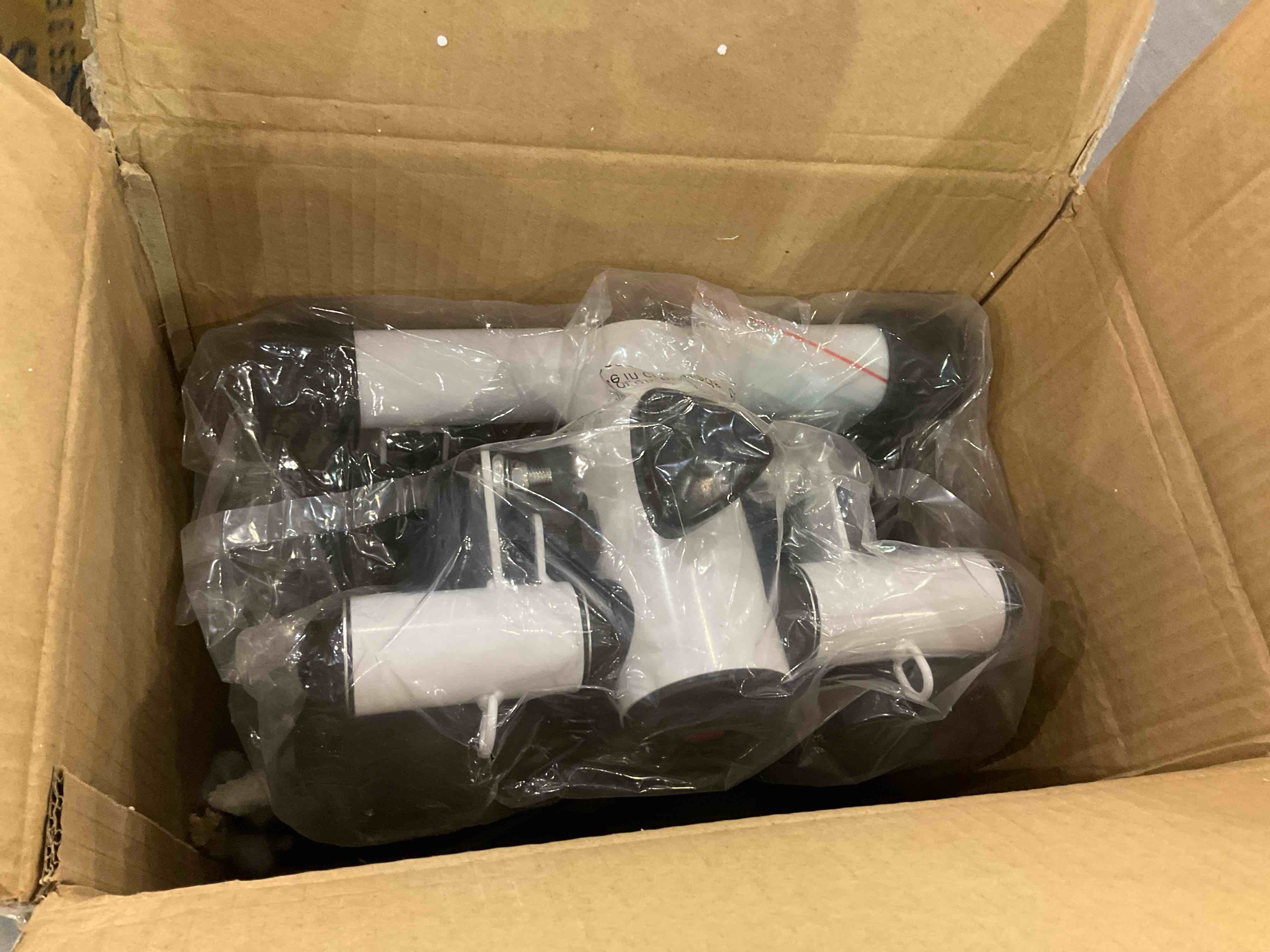 https://s3.amazonaws.com/lotting-images-prod/BargainHunt/EXS01212555_1710937534006.jpeg