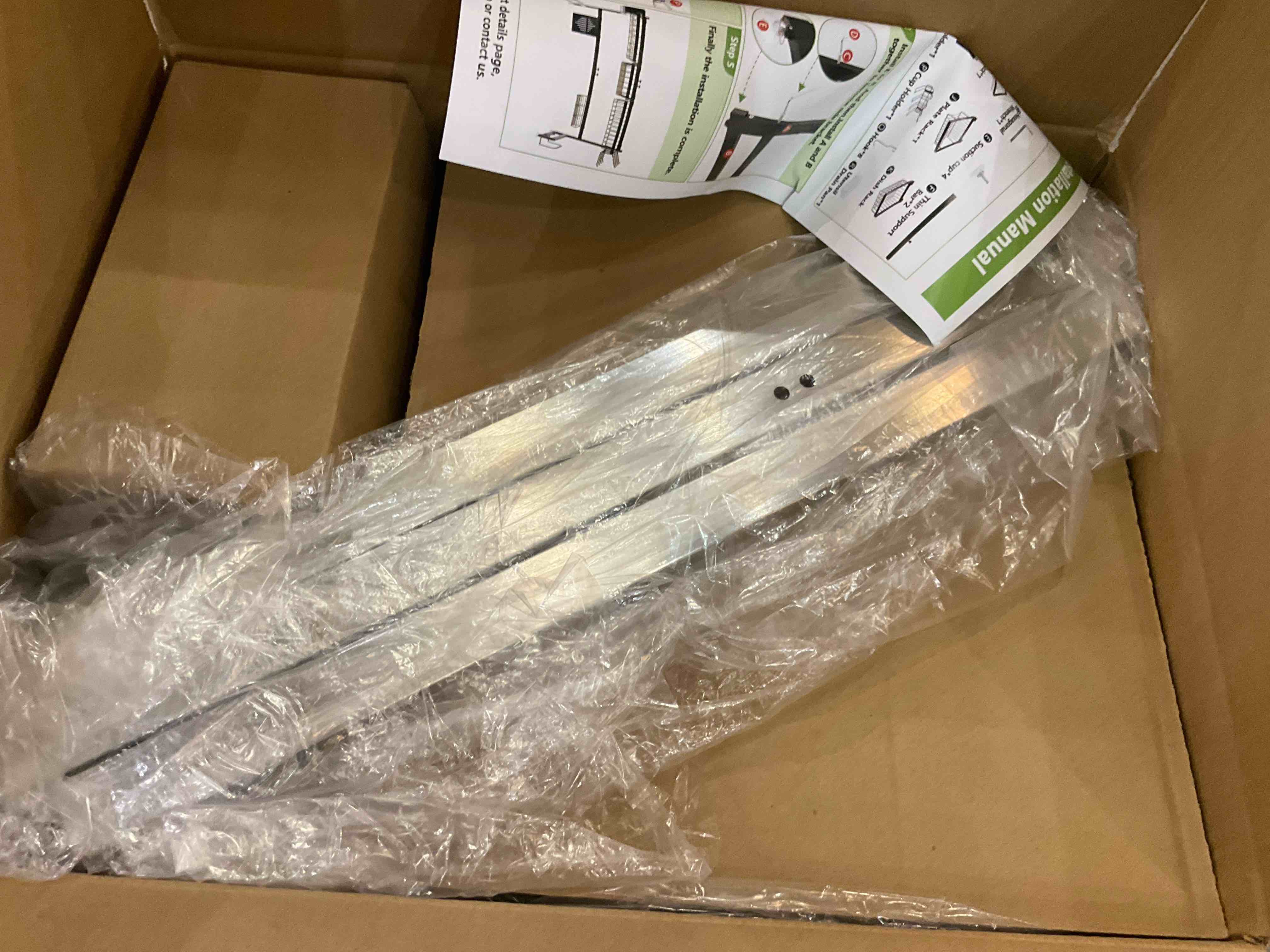 https://s3.amazonaws.com/lotting-images-prod/BargainHunt/EXS01212601_1710948251220.jpeg