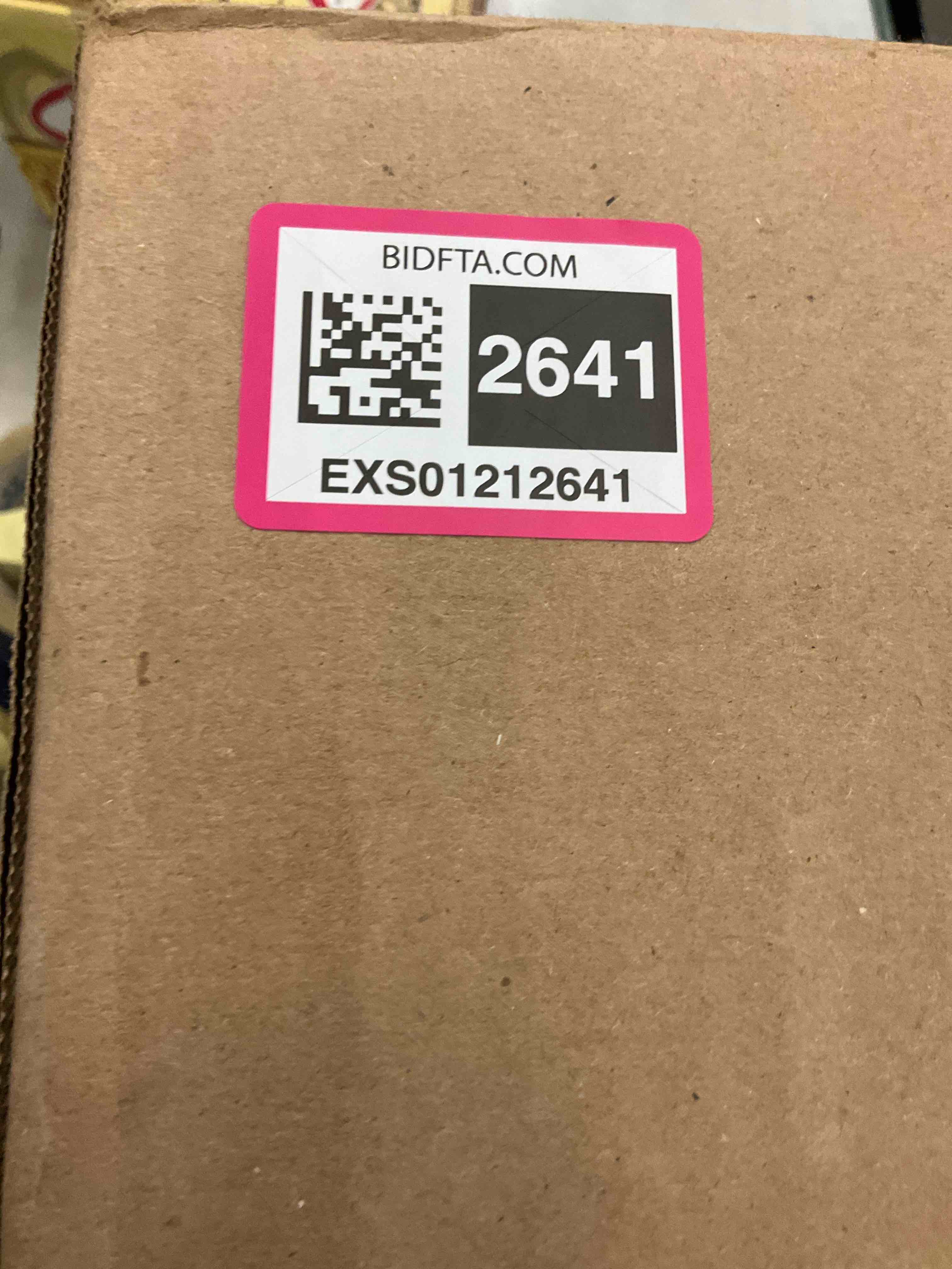 https://s3.amazonaws.com/lotting-images-prod/BargainHunt/EXS01212641_1710959032114.jpeg