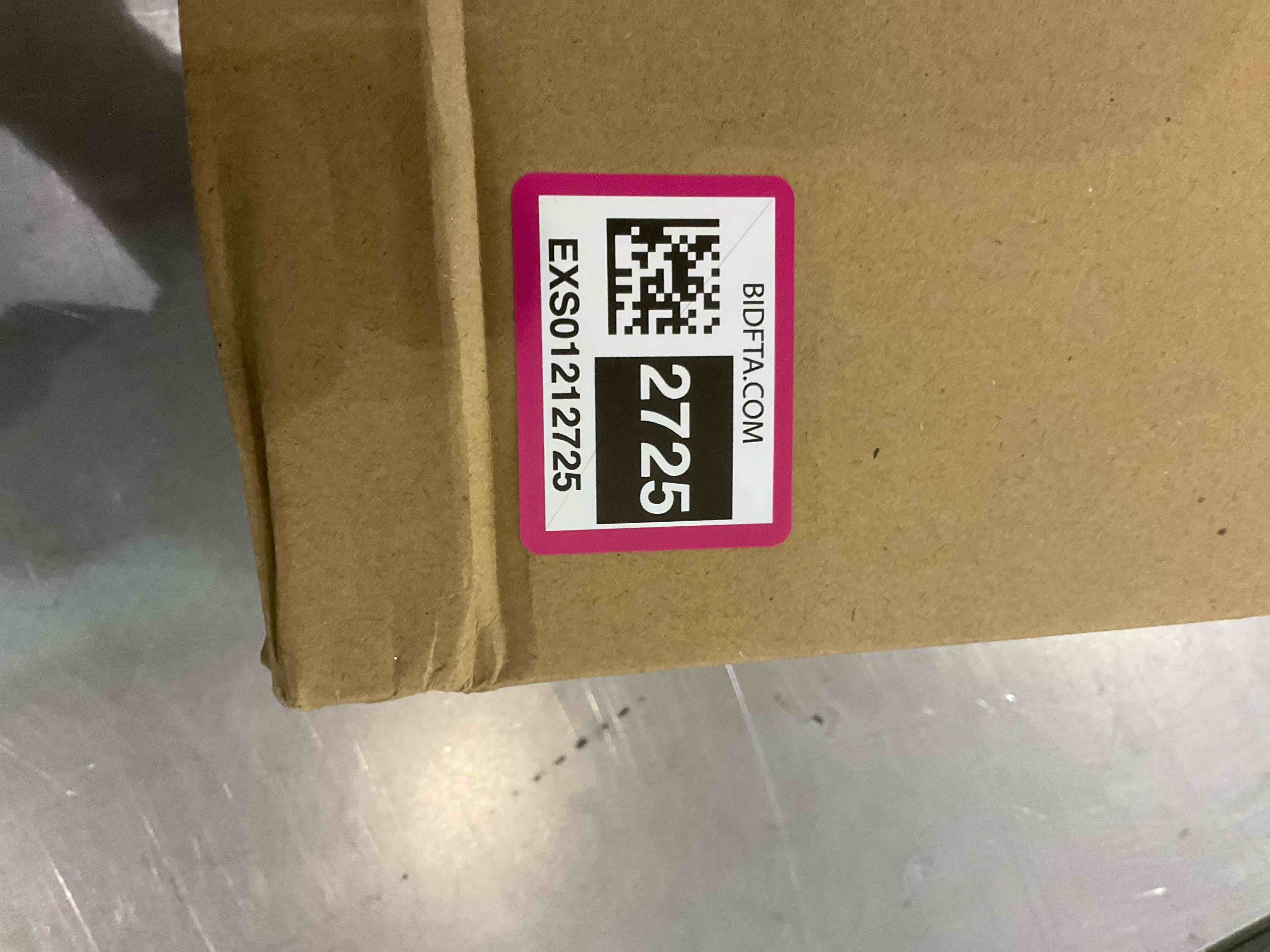 https://s3.amazonaws.com/lotting-images-prod/BargainHunt/EXS01212725_1711108021277.jpeg