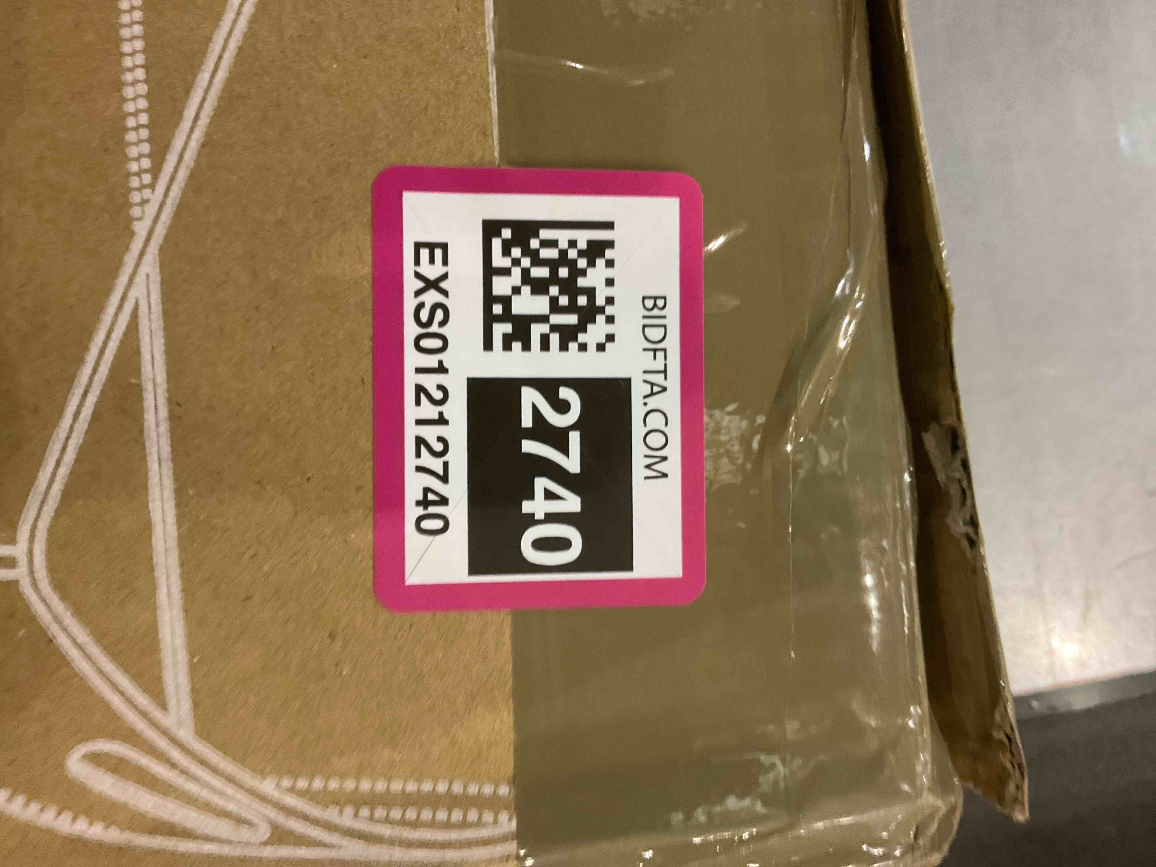 https://s3.amazonaws.com/lotting-images-prod/BargainHunt/EXS01212740_1711110521416.jpeg