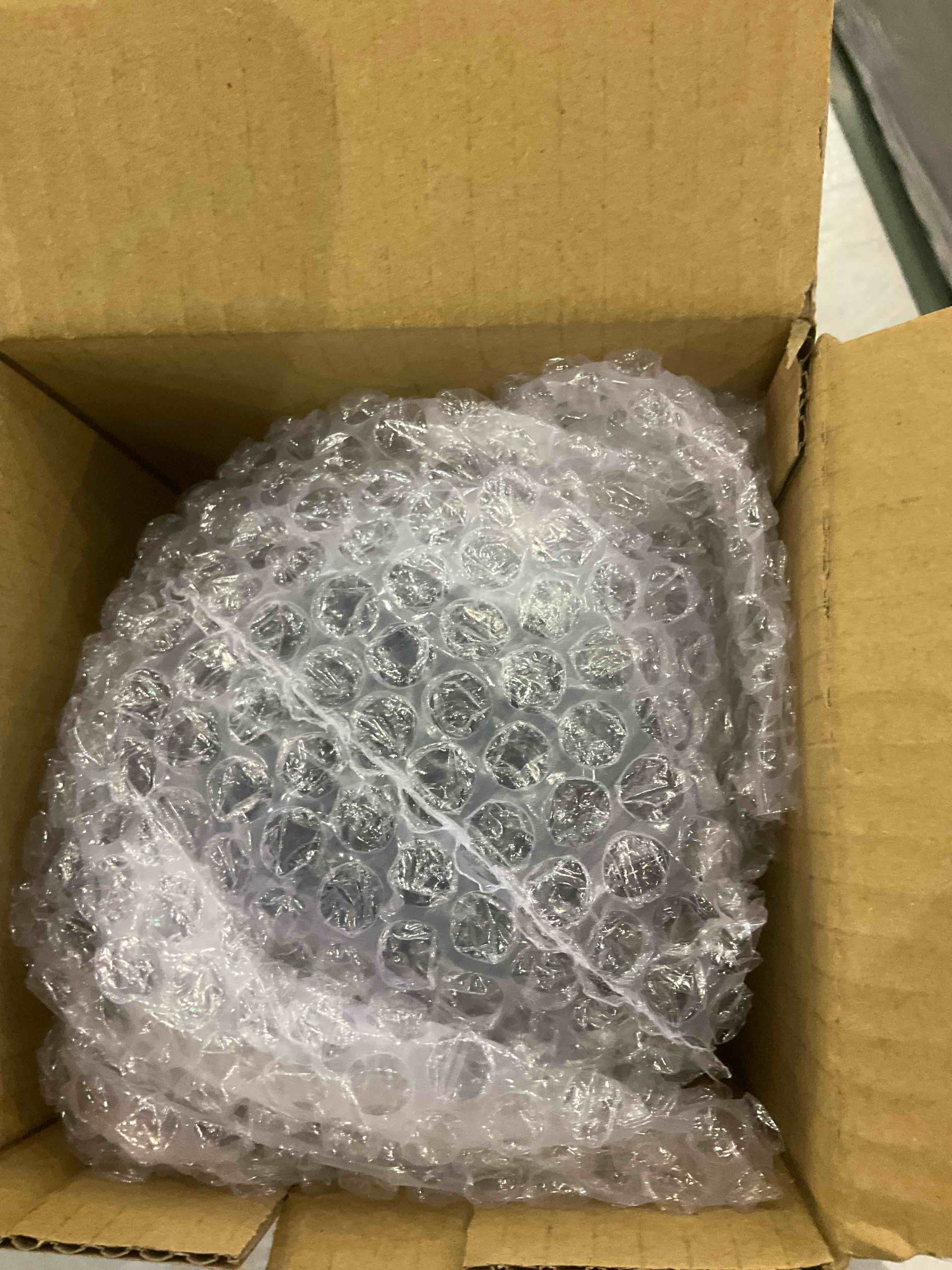 https://s3.amazonaws.com/lotting-images-prod/BargainHunt/EXS01212744_1711110977786.jpeg