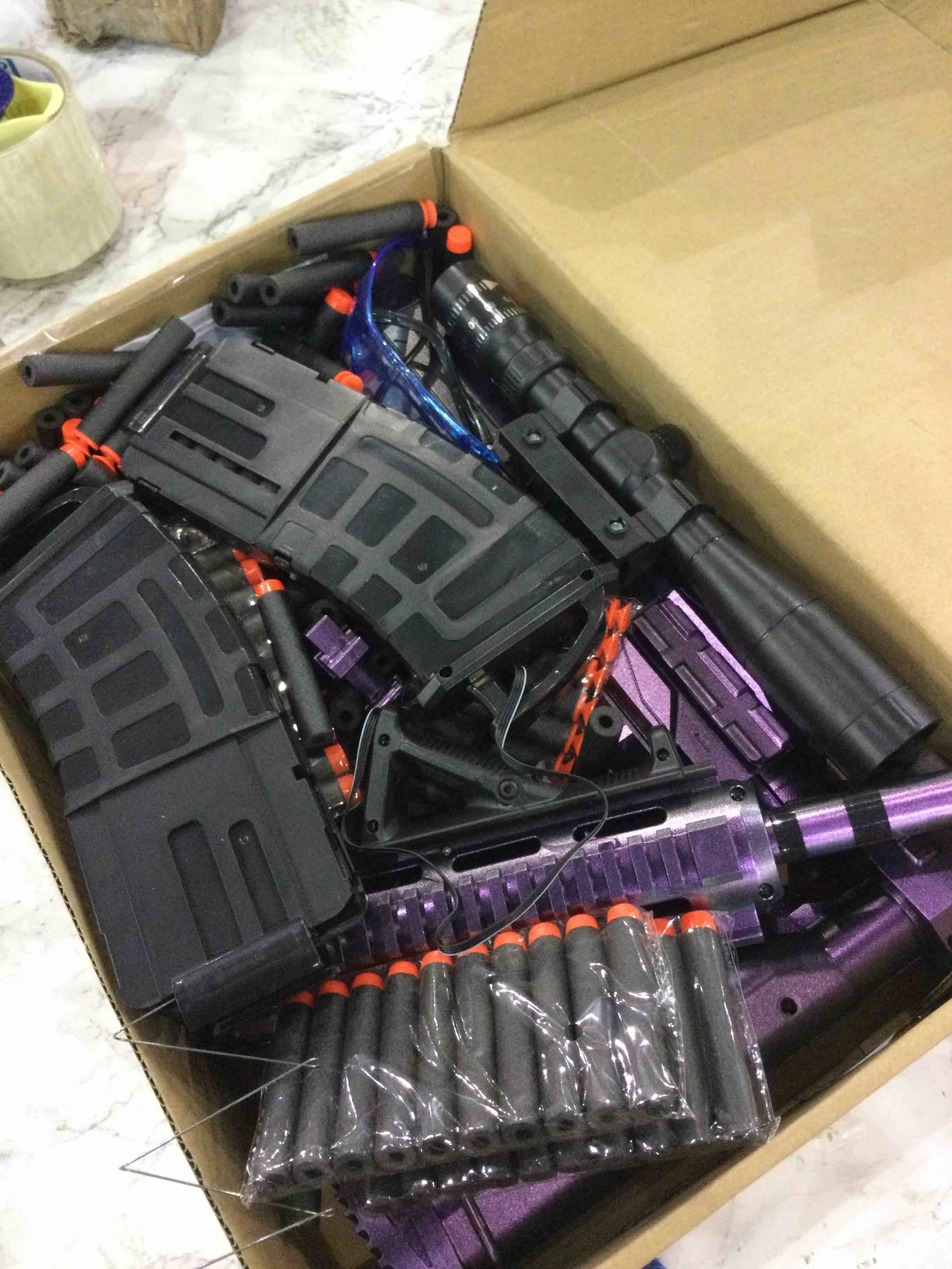 https://s3.amazonaws.com/lotting-images-prod/BargainHunt/EXS01213065_1711454866916.jpeg