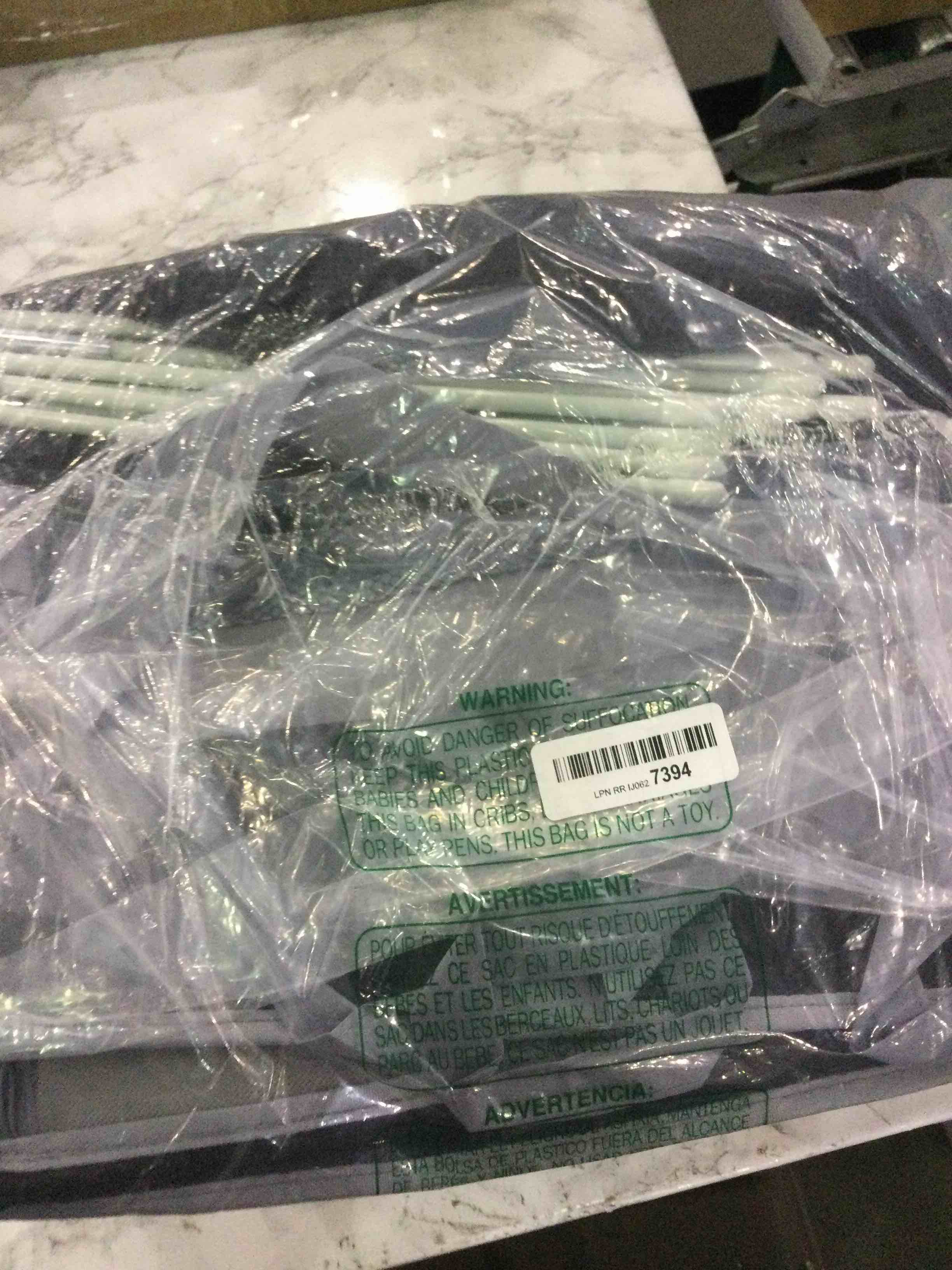 https://s3.amazonaws.com/lotting-images-prod/BargainHunt/EXS01213263_1711539960270.jpeg