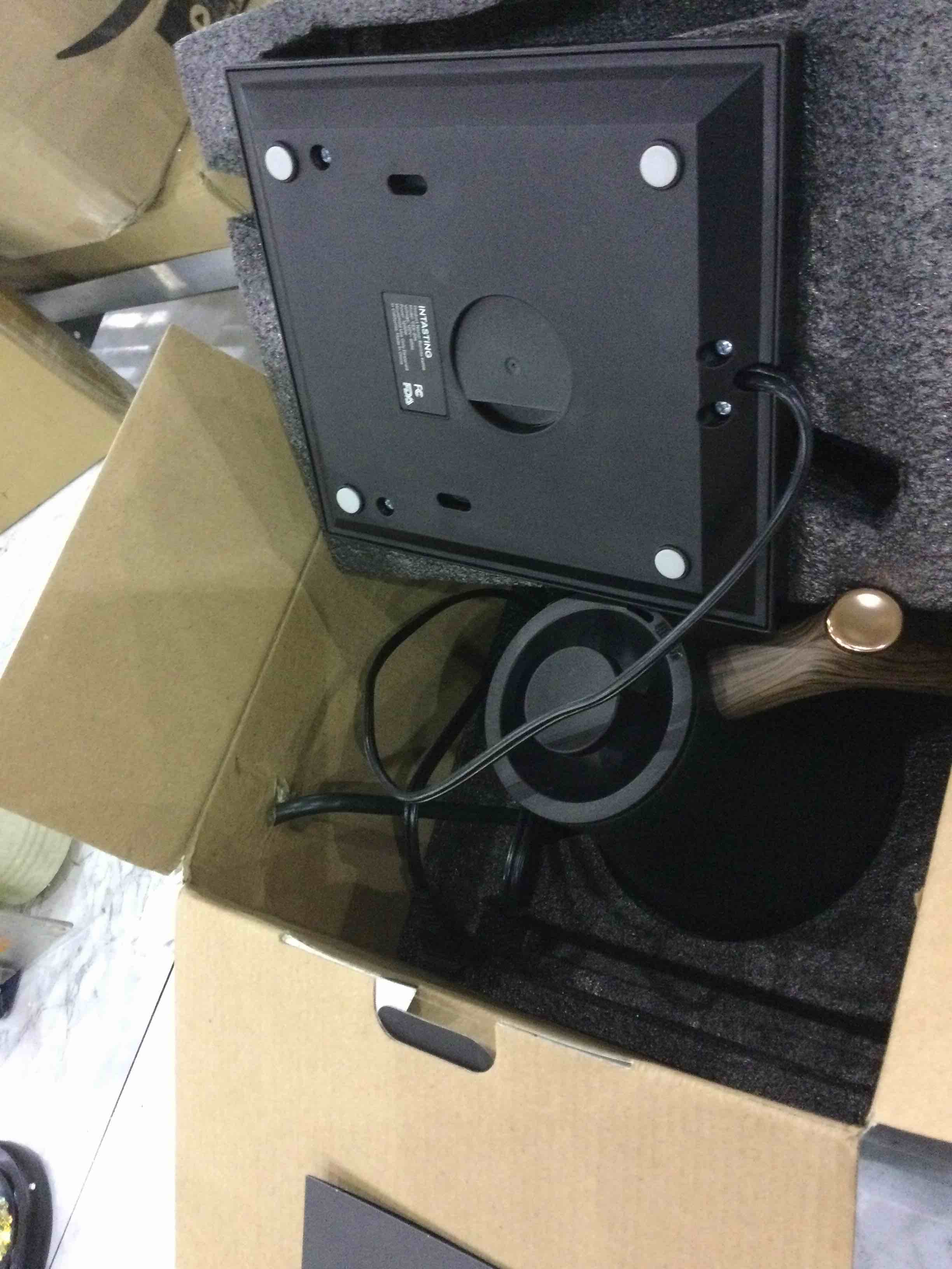 https://s3.amazonaws.com/lotting-images-prod/BargainHunt/EXS01213264_1711540020027.jpeg