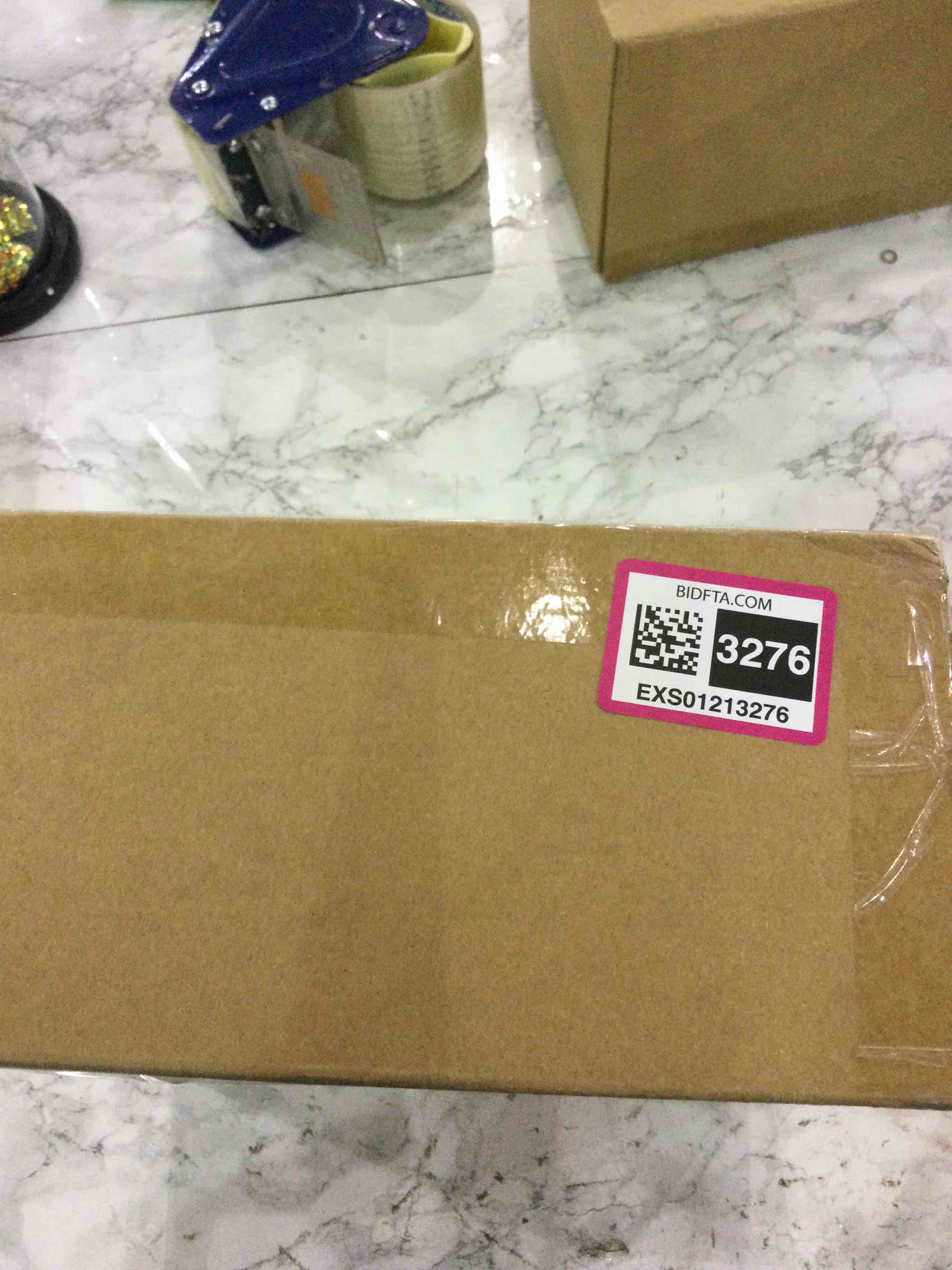 https://s3.amazonaws.com/lotting-images-prod/BargainHunt/EXS01213276_1711541165585.jpeg
