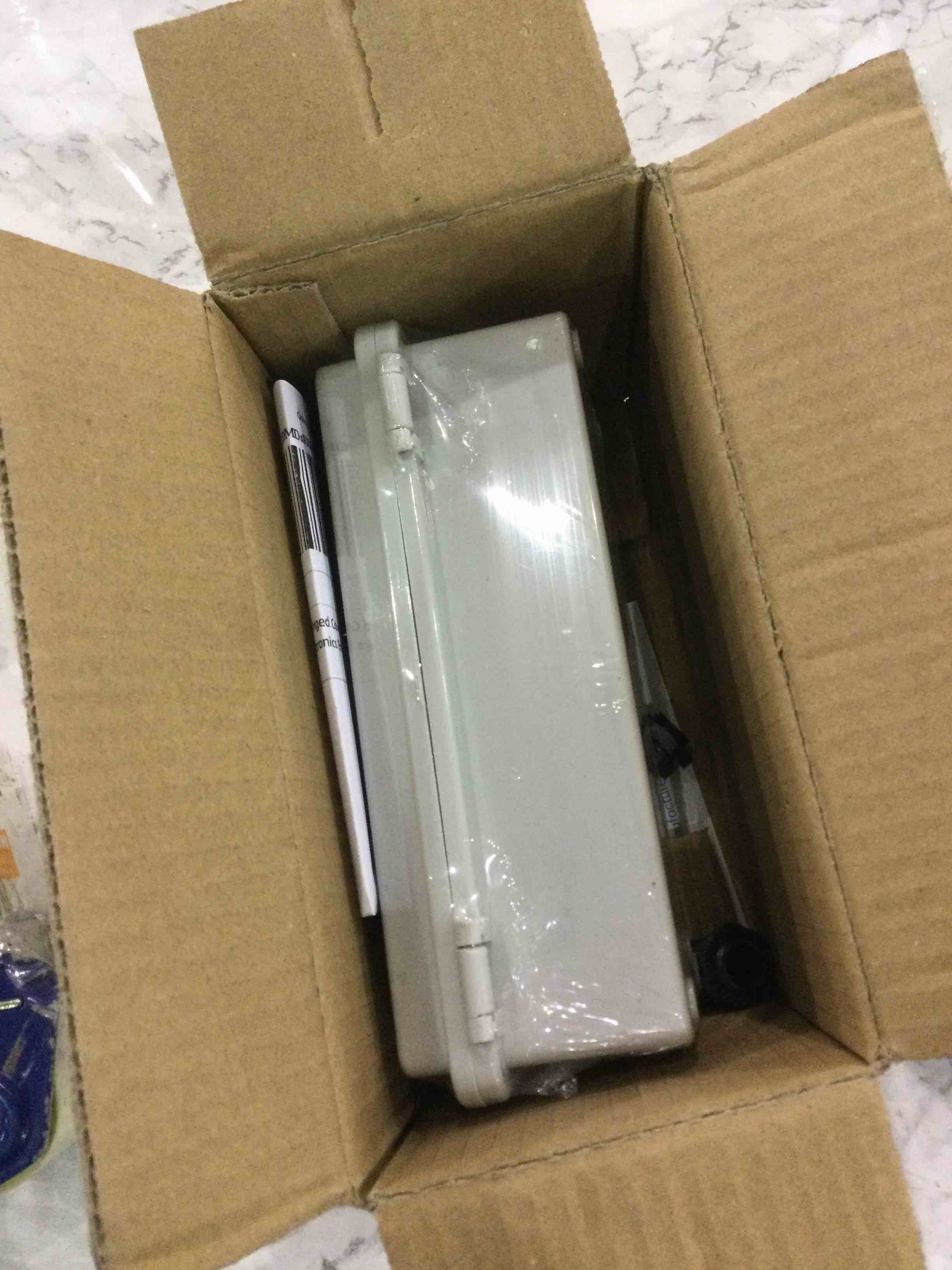 https://s3.amazonaws.com/lotting-images-prod/BargainHunt/EXS01213280_1711541695693.jpeg