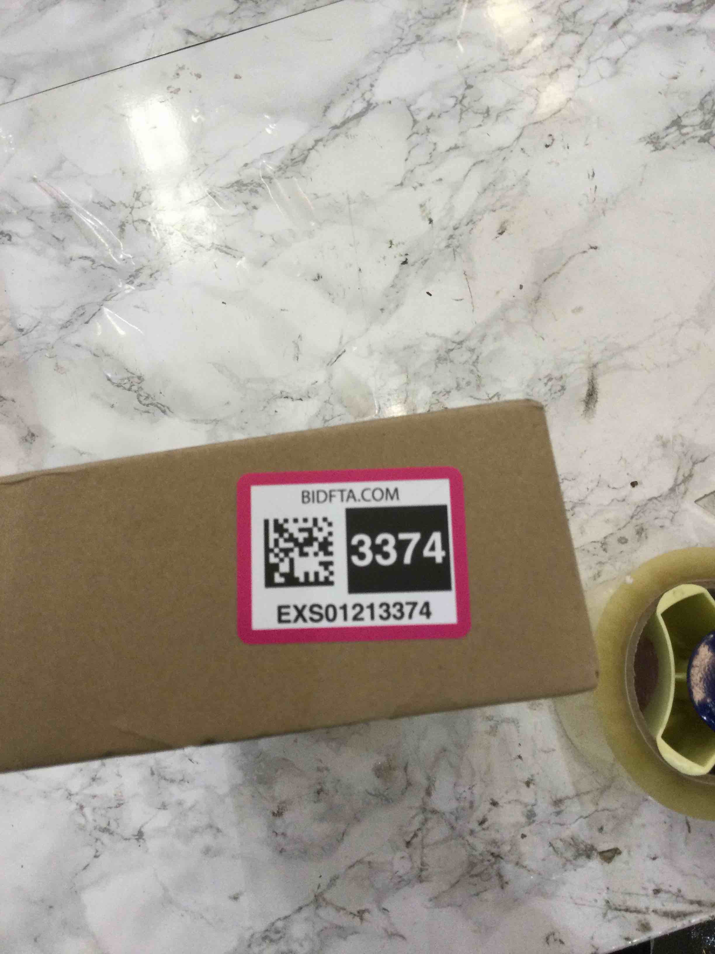 https://s3.amazonaws.com/lotting-images-prod/BargainHunt/EXS01213374_1711565072625.jpeg
