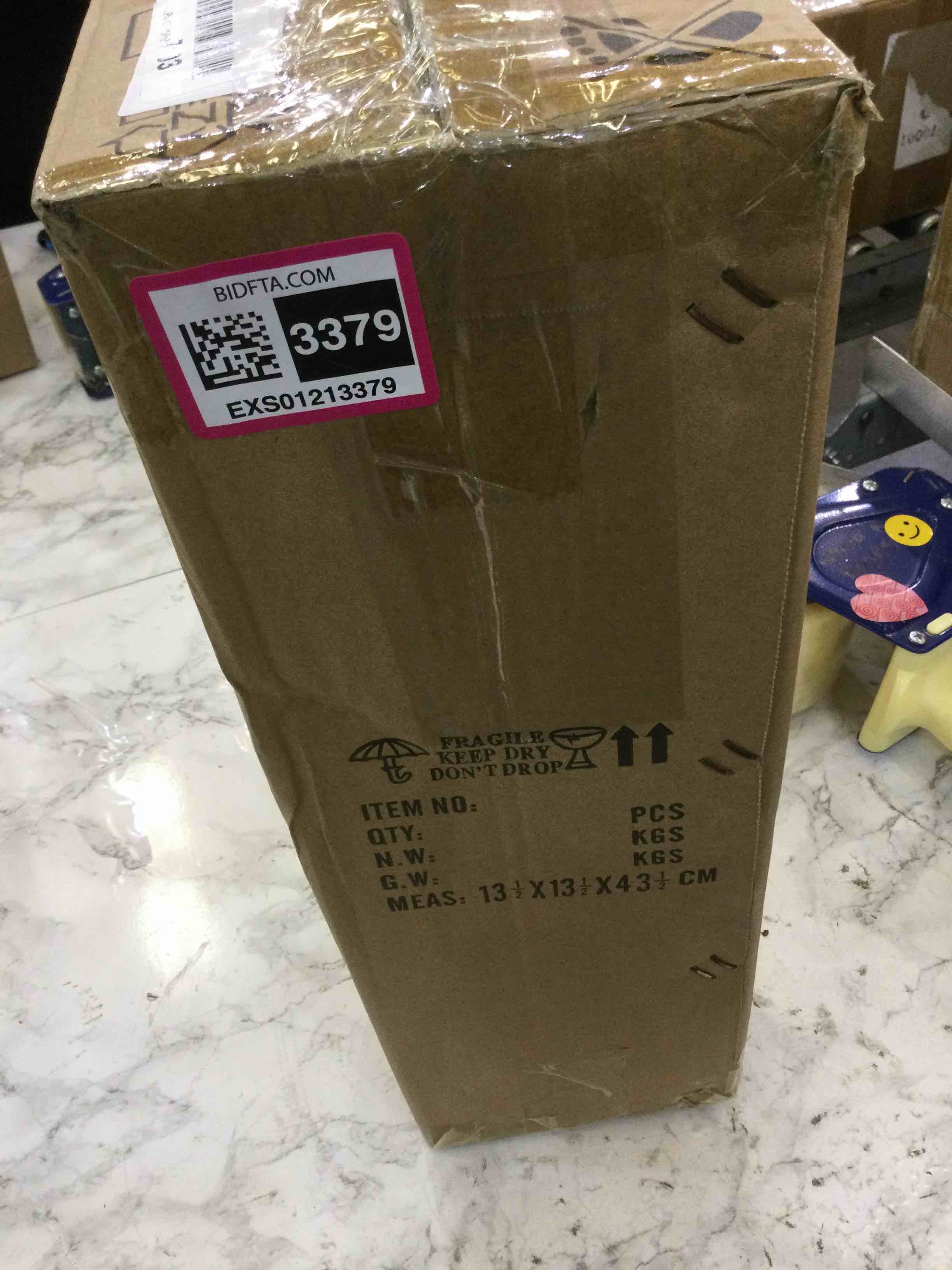 https://s3.amazonaws.com/lotting-images-prod/BargainHunt/EXS01213379_1711565468213.jpeg