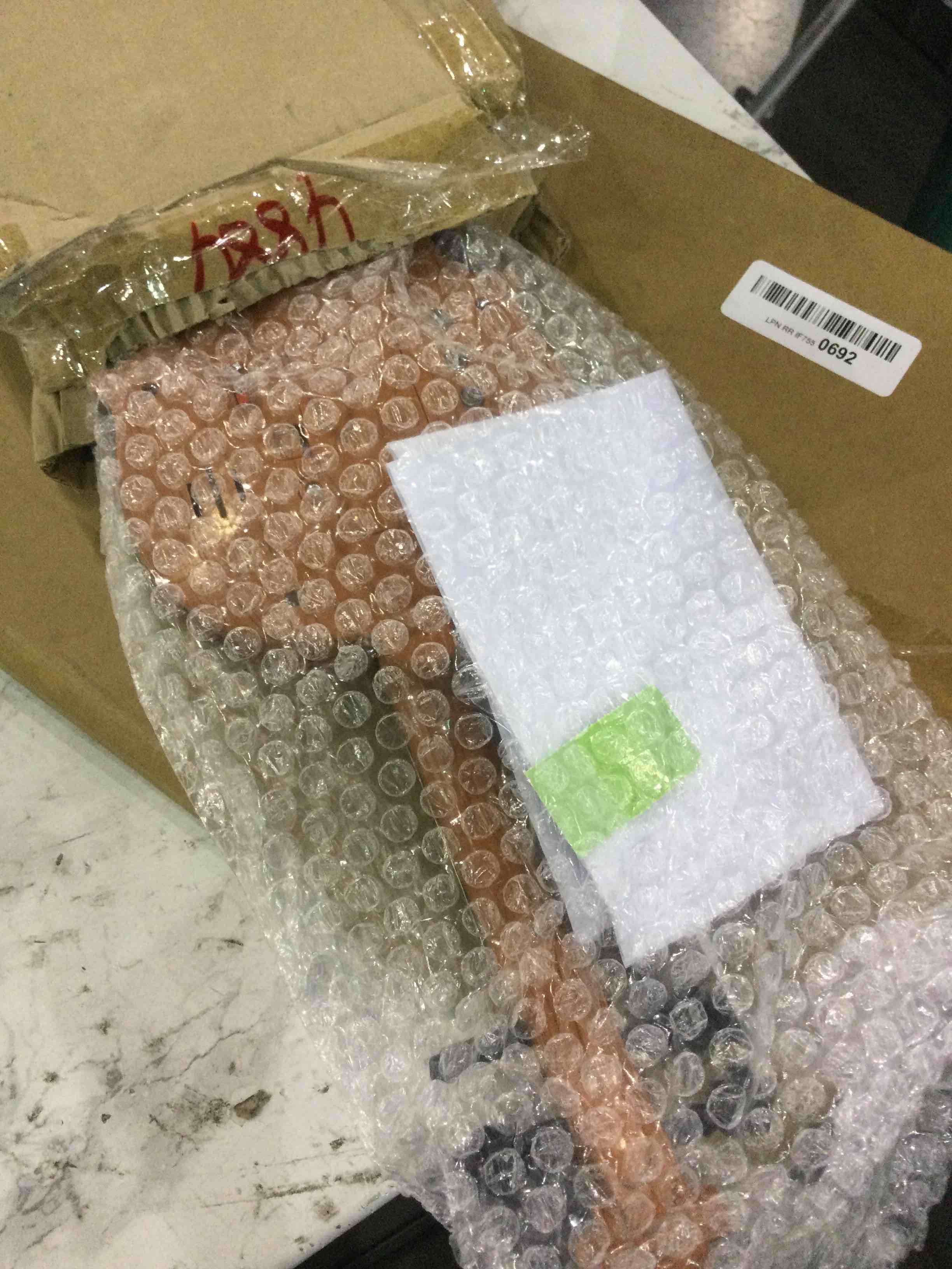 https://s3.amazonaws.com/lotting-images-prod/BargainHunt/EXS01213453_1711628305029.jpeg