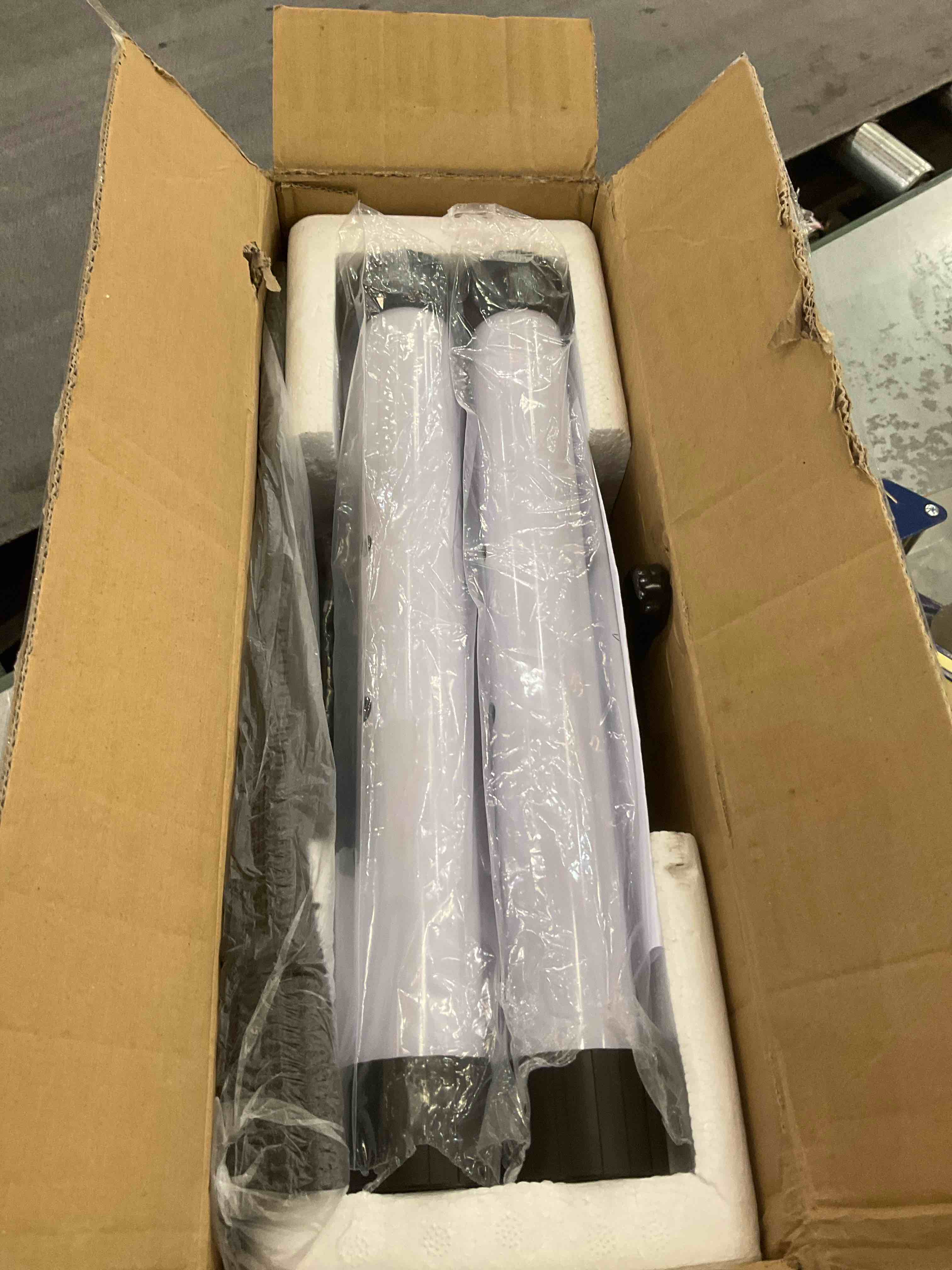 https://s3.amazonaws.com/lotting-images-prod/BargainHunt/EXS01213583_1710948310893.jpeg