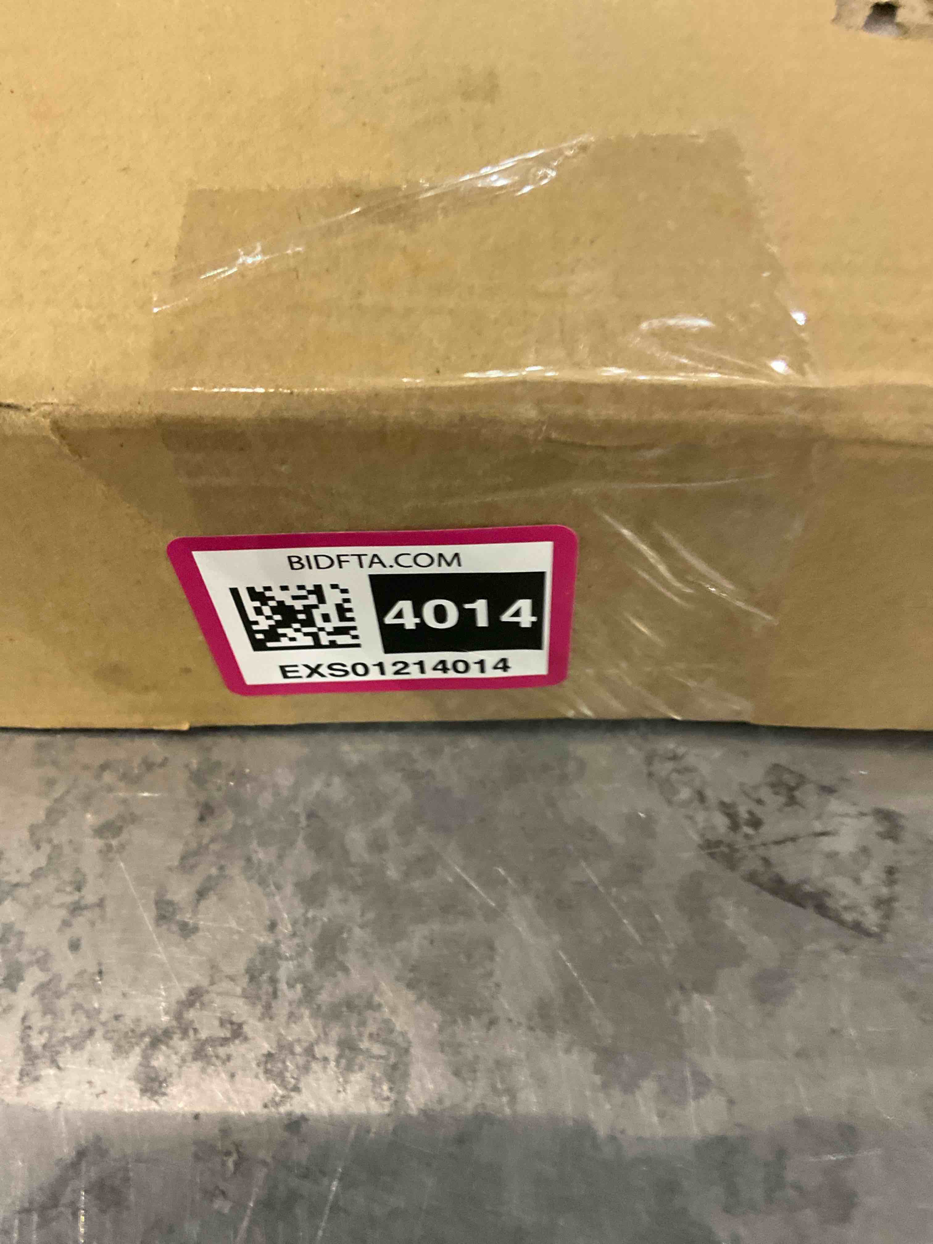 https://s3.amazonaws.com/lotting-images-prod/BargainHunt/EXS01214014_1711626859963.jpeg