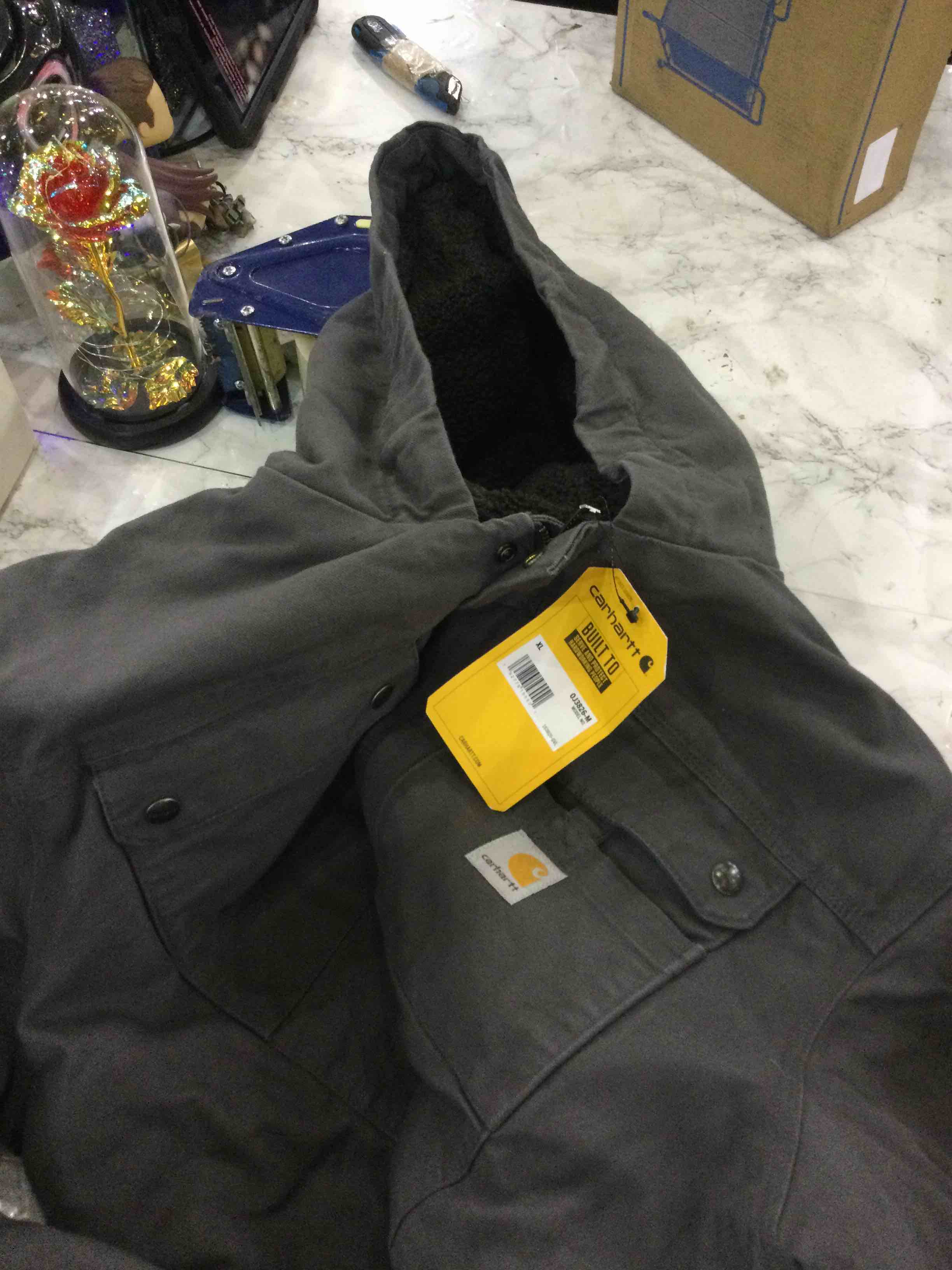 https://s3.amazonaws.com/lotting-images-prod/BargainHunt/EXS01214256_1712068886283.jpeg
