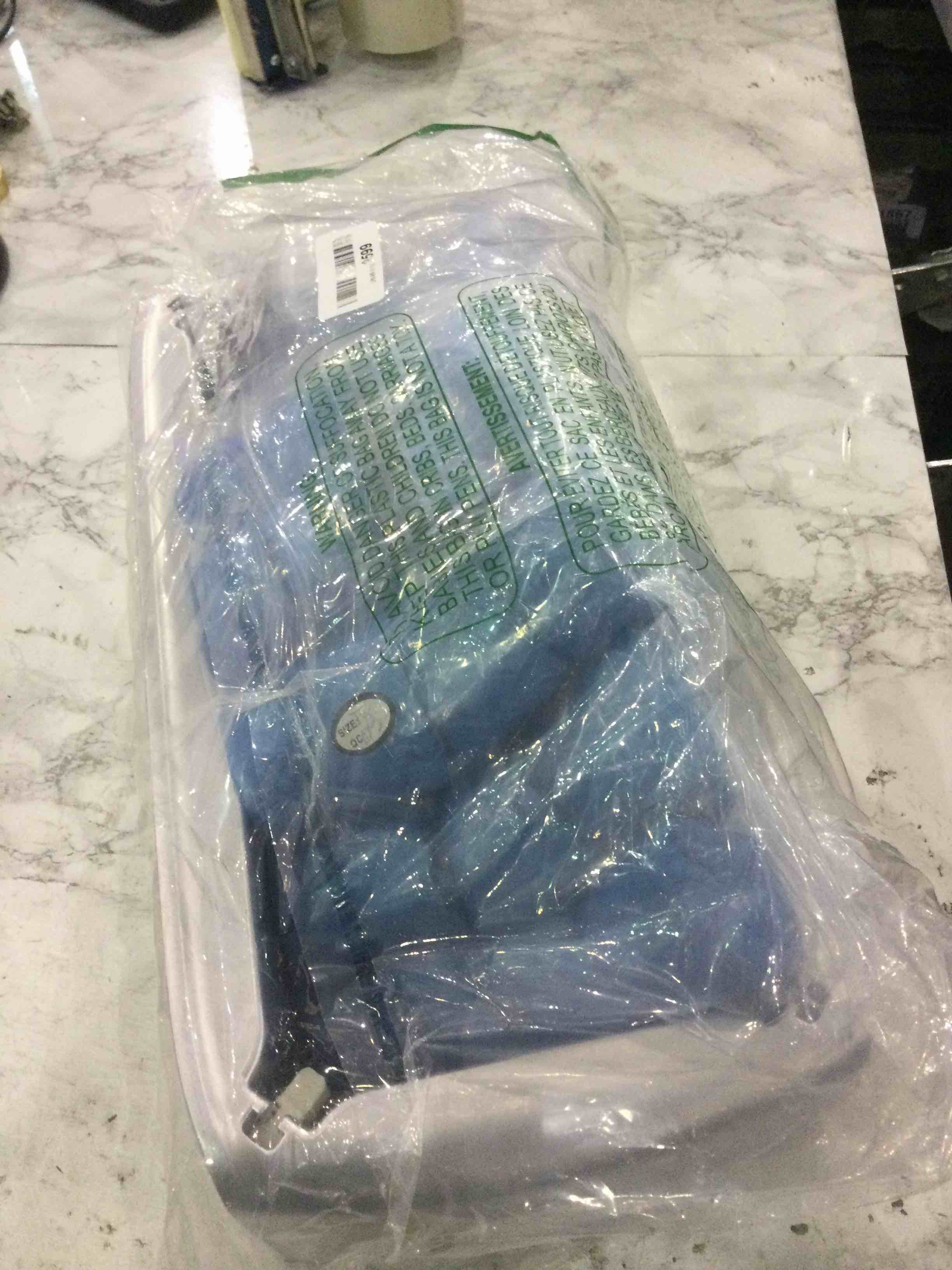https://s3.amazonaws.com/lotting-images-prod/BargainHunt/EXS01214319_1712146503259.jpeg