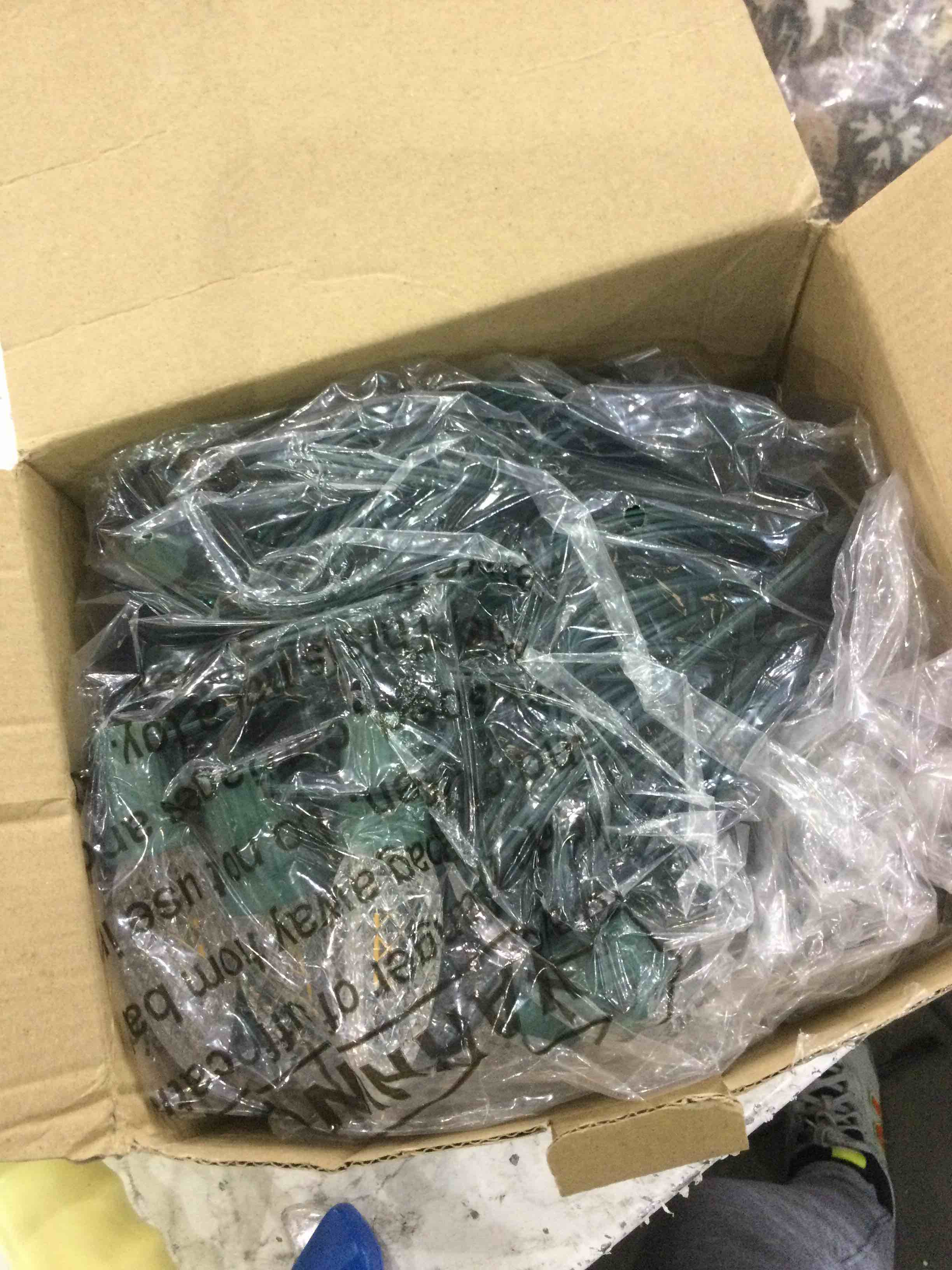 https://s3.amazonaws.com/lotting-images-prod/BargainHunt/EXS01214322_1712146665022.jpeg