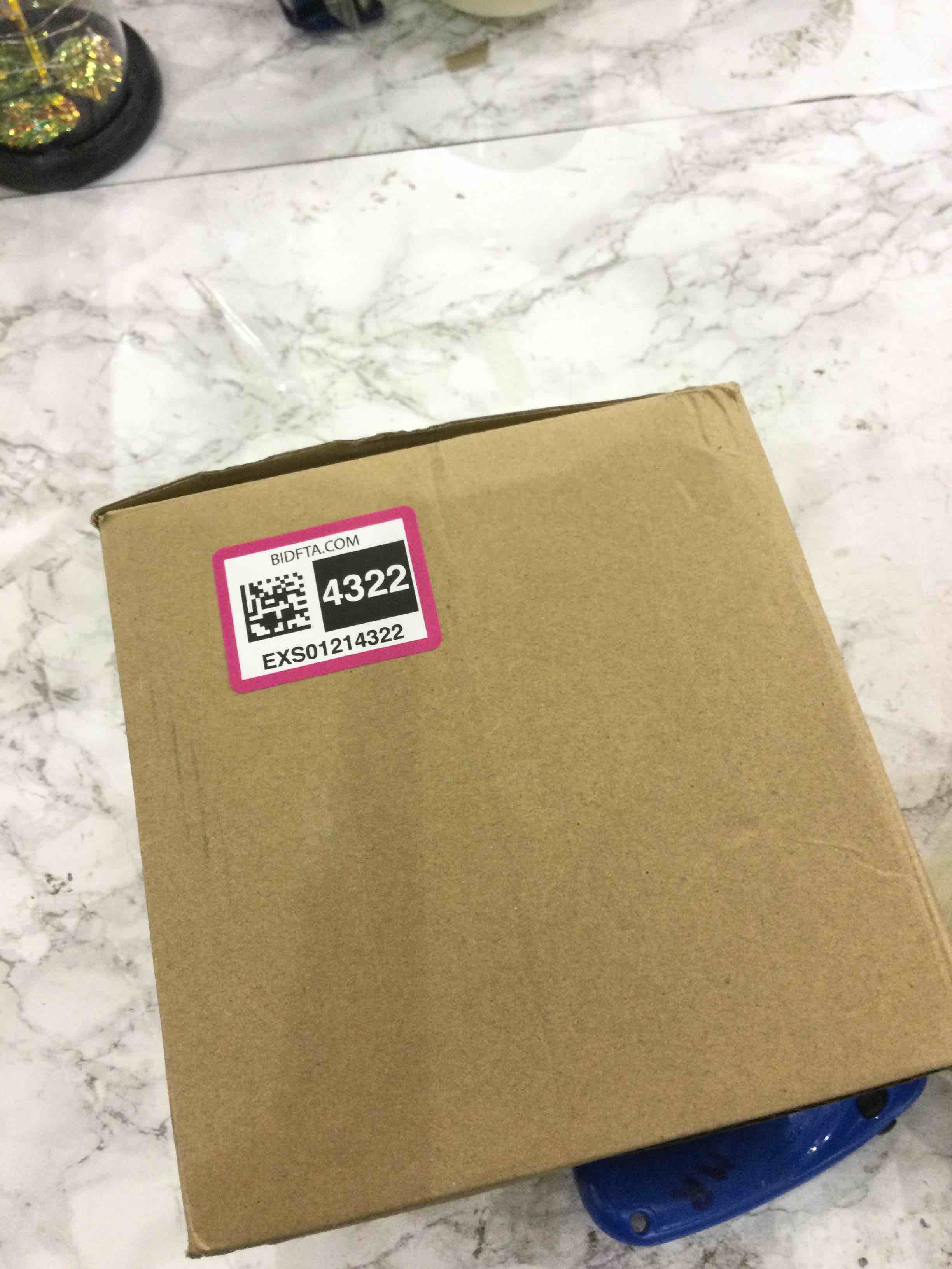 https://s3.amazonaws.com/lotting-images-prod/BargainHunt/EXS01214322_1712146685611.jpeg