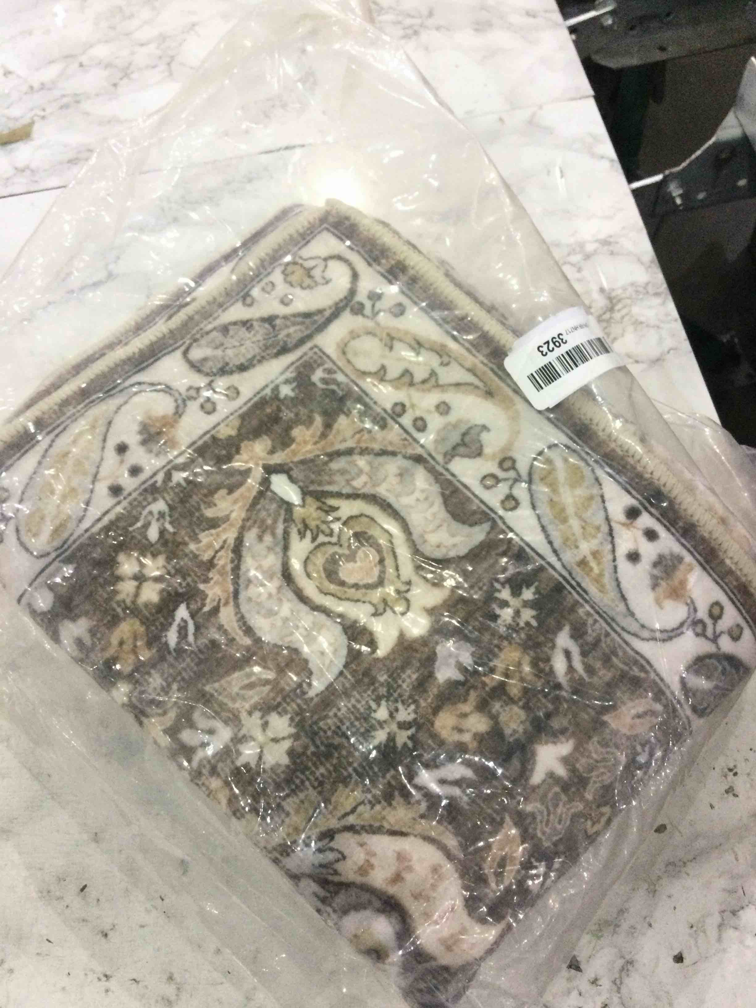 https://s3.amazonaws.com/lotting-images-prod/BargainHunt/EXS01214323_1712146719852.jpeg