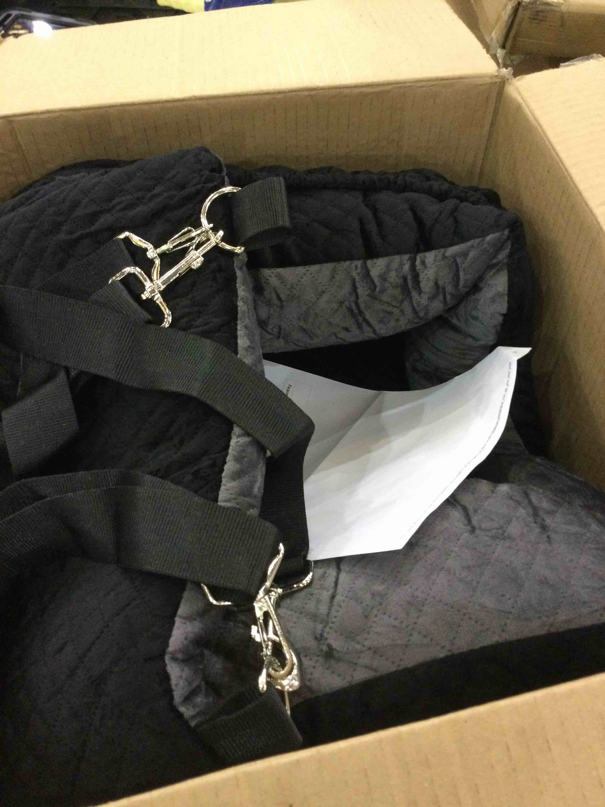 https://s3.amazonaws.com/lotting-images-prod/BargainHunt/EXS01214467_1712169725408.jpeg