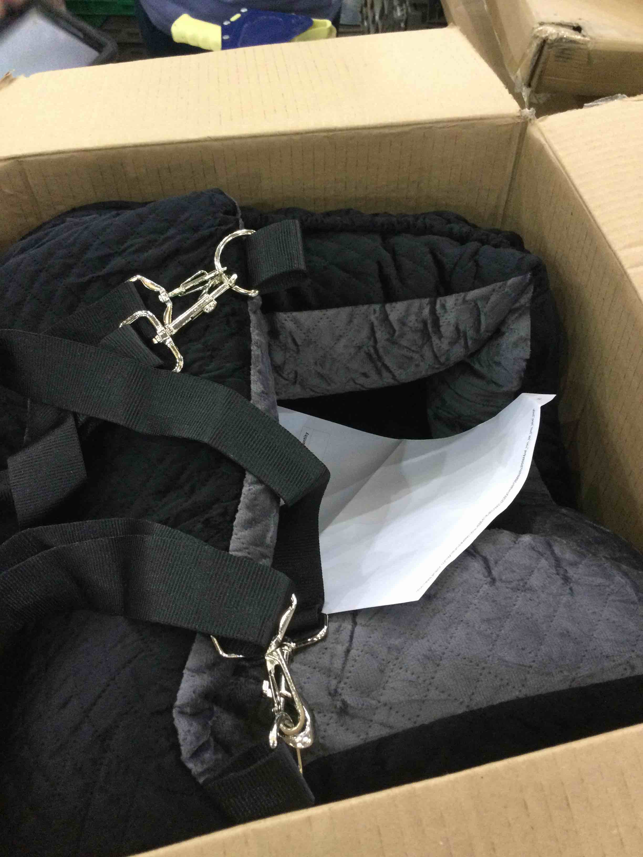 https://s3.amazonaws.com/lotting-images-prod/BargainHunt/EXS01214467_1712169726964.jpeg