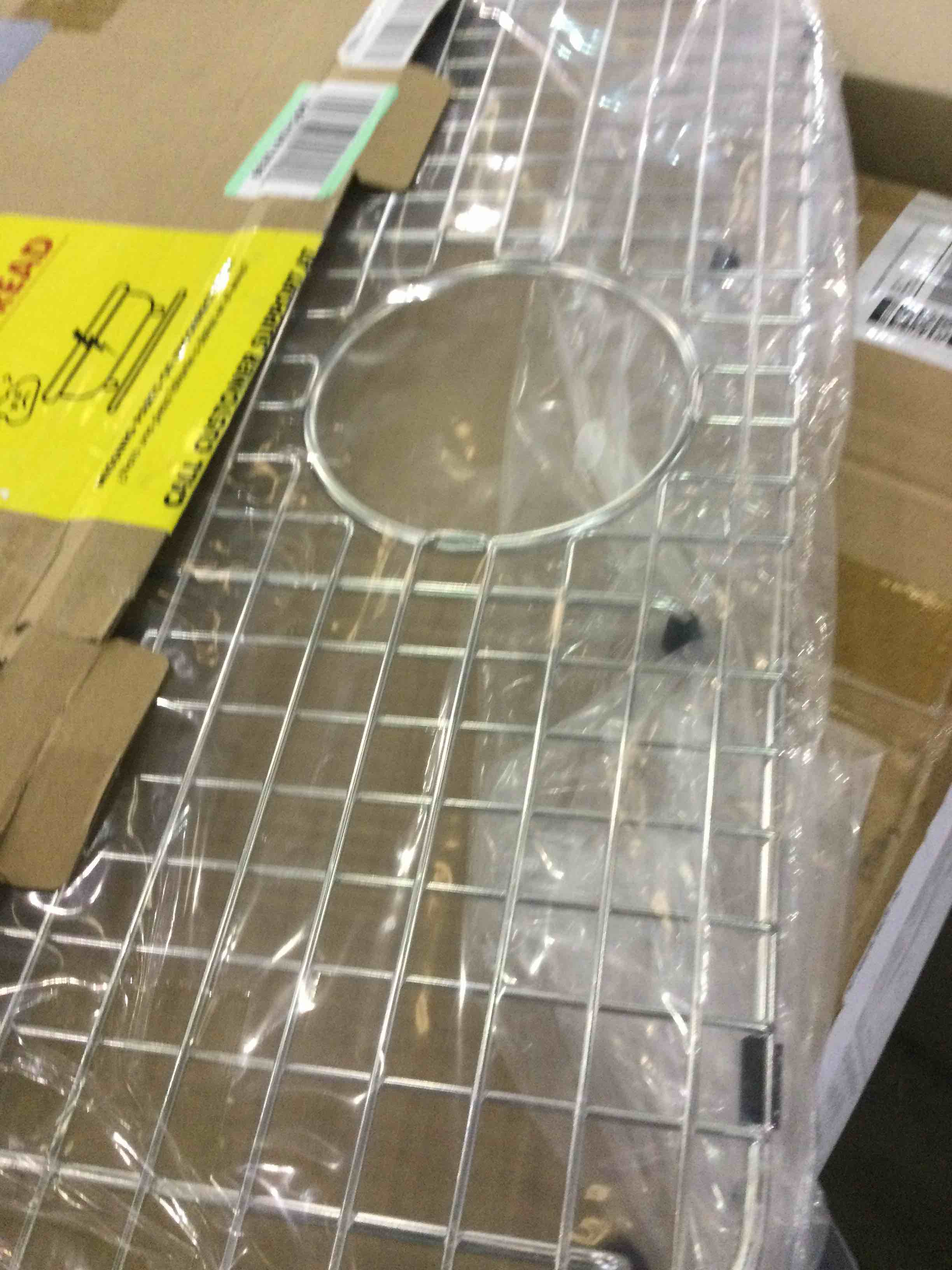 https://s3.amazonaws.com/lotting-images-prod/BargainHunt/EXS01214473_1712170201085.jpeg