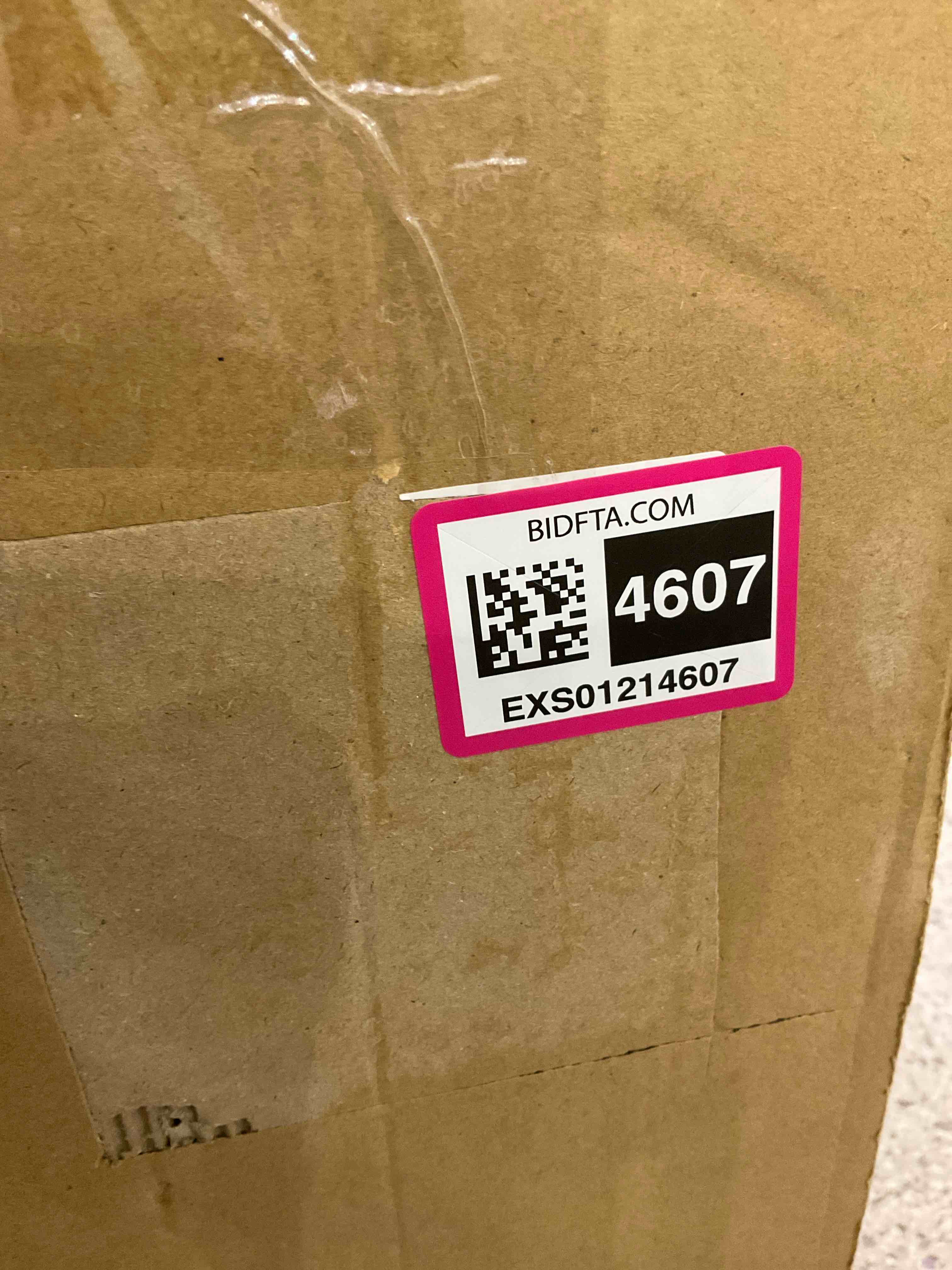 https://s3.amazonaws.com/lotting-images-prod/BargainHunt/EXS01214607_1711041192929.jpeg