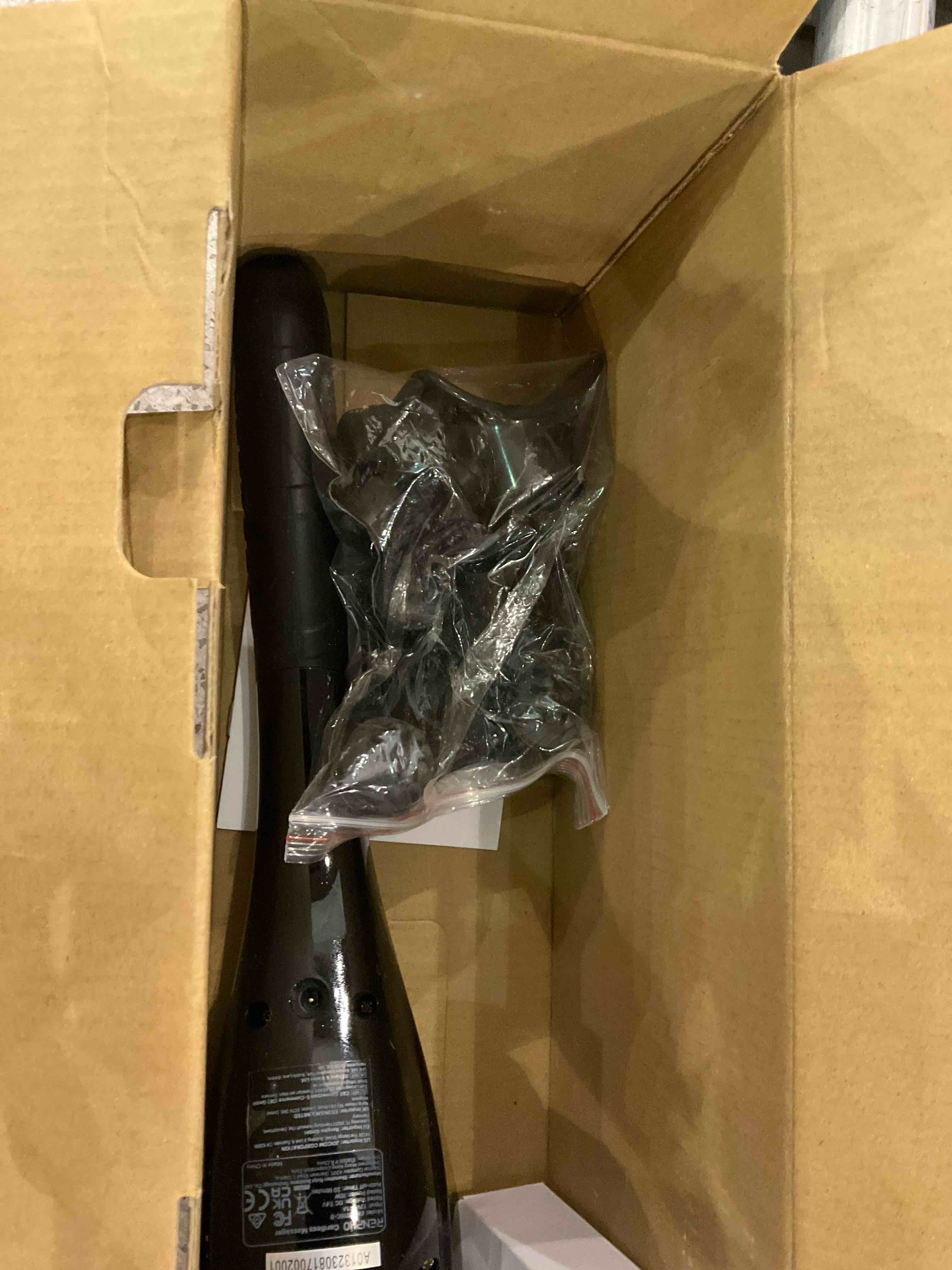https://s3.amazonaws.com/lotting-images-prod/BargainHunt/EXS01214649_1711106036831.jpeg