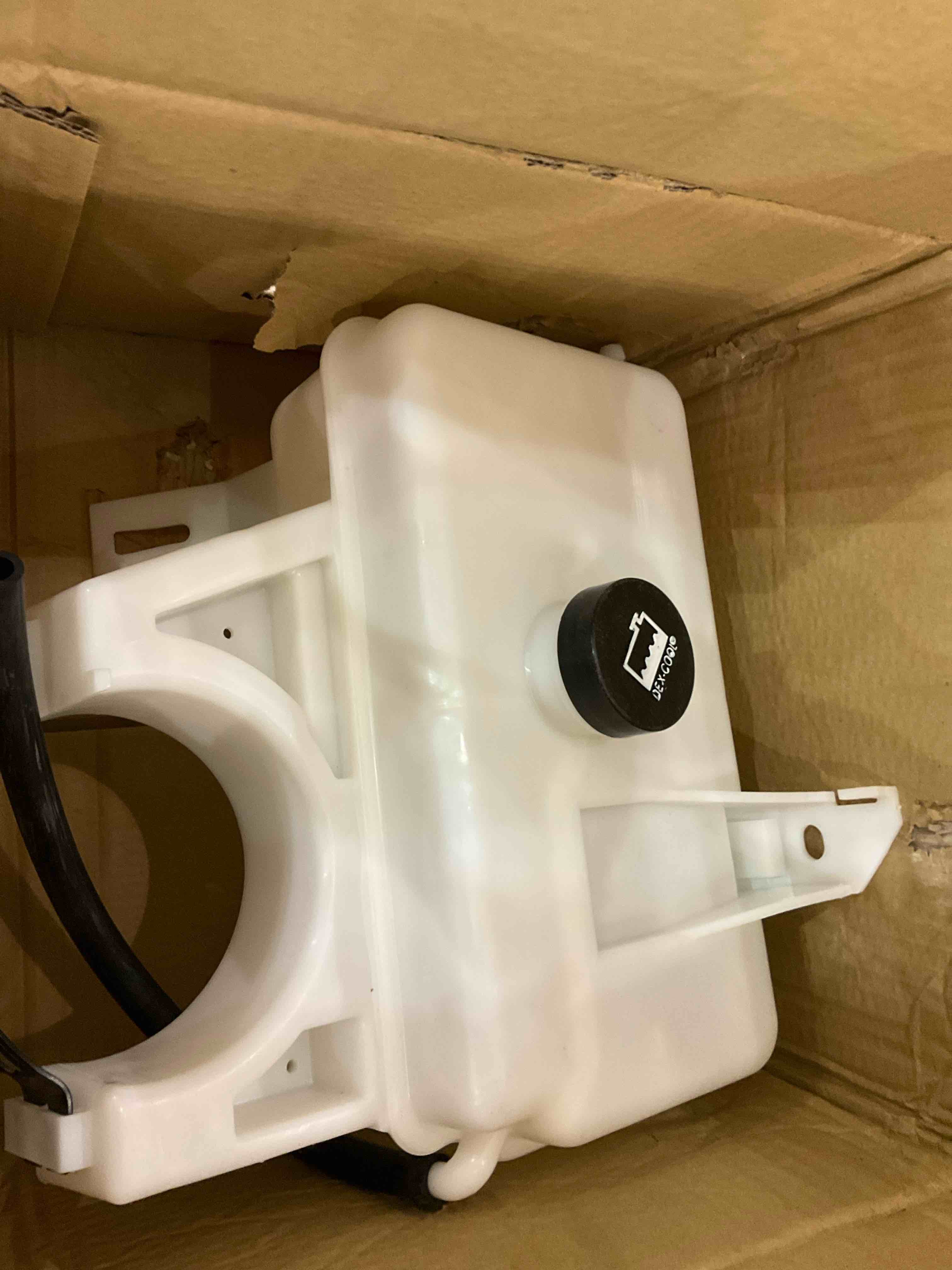 https://s3.amazonaws.com/lotting-images-prod/BargainHunt/EXS01214723_1711121333498.jpeg