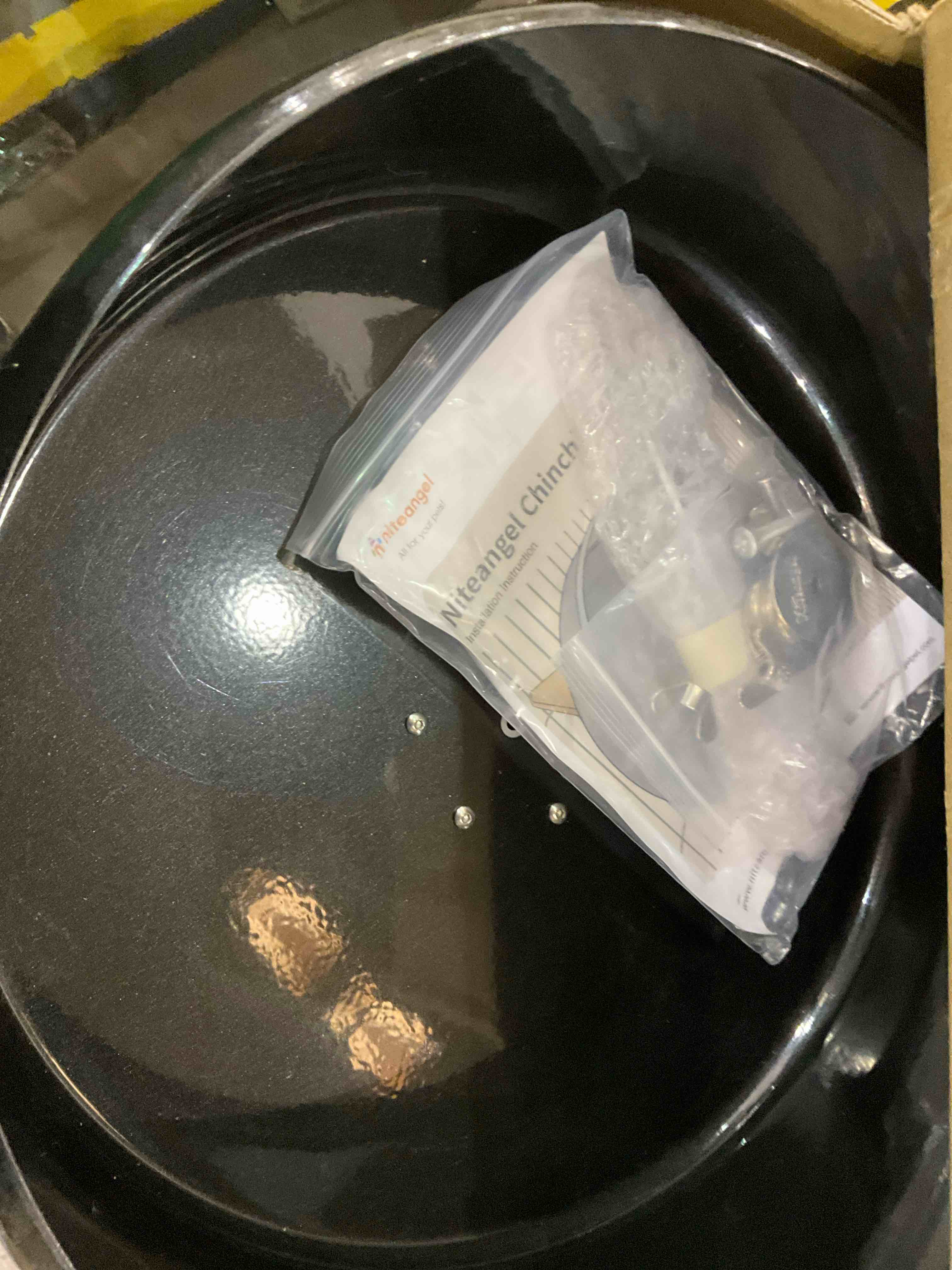 https://s3.amazonaws.com/lotting-images-prod/BargainHunt/EXS01214788_1711373127095.jpeg