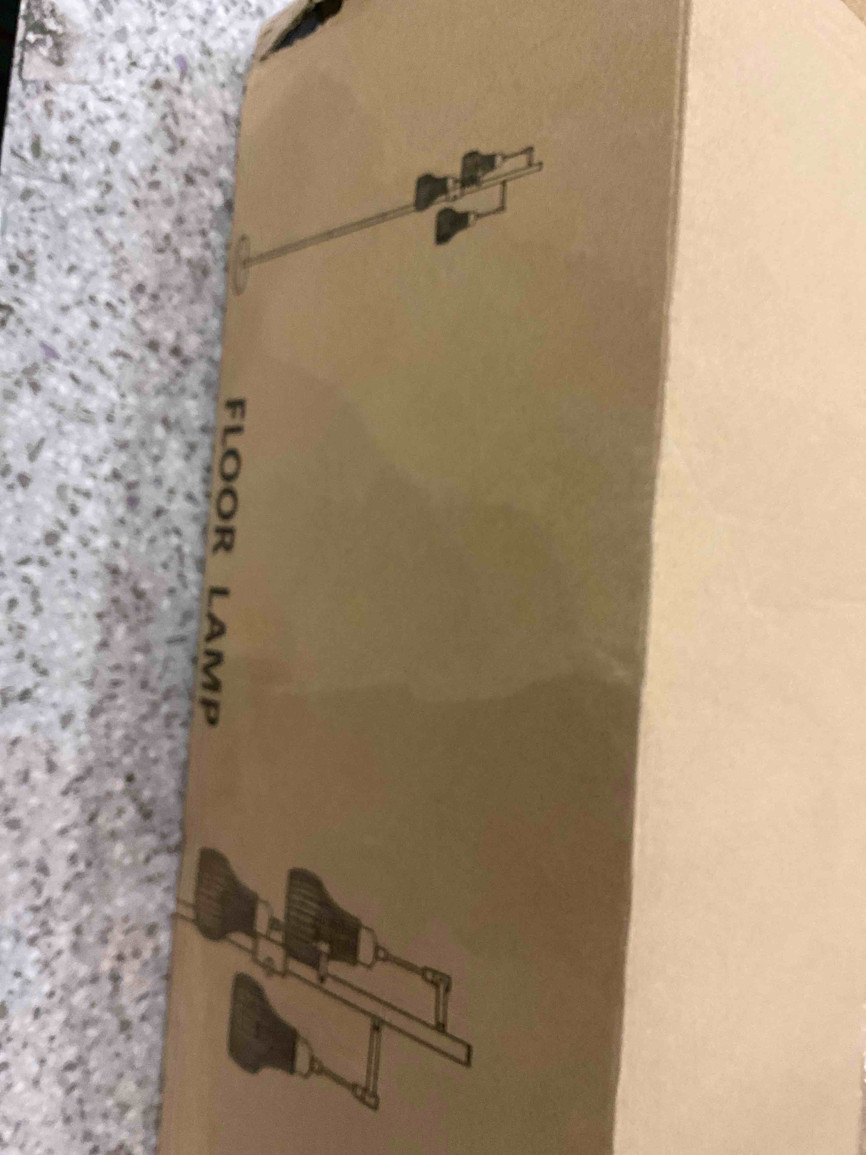 https://s3.amazonaws.com/lotting-images-prod/BargainHunt/EXS01214927_1711460550076.jpeg