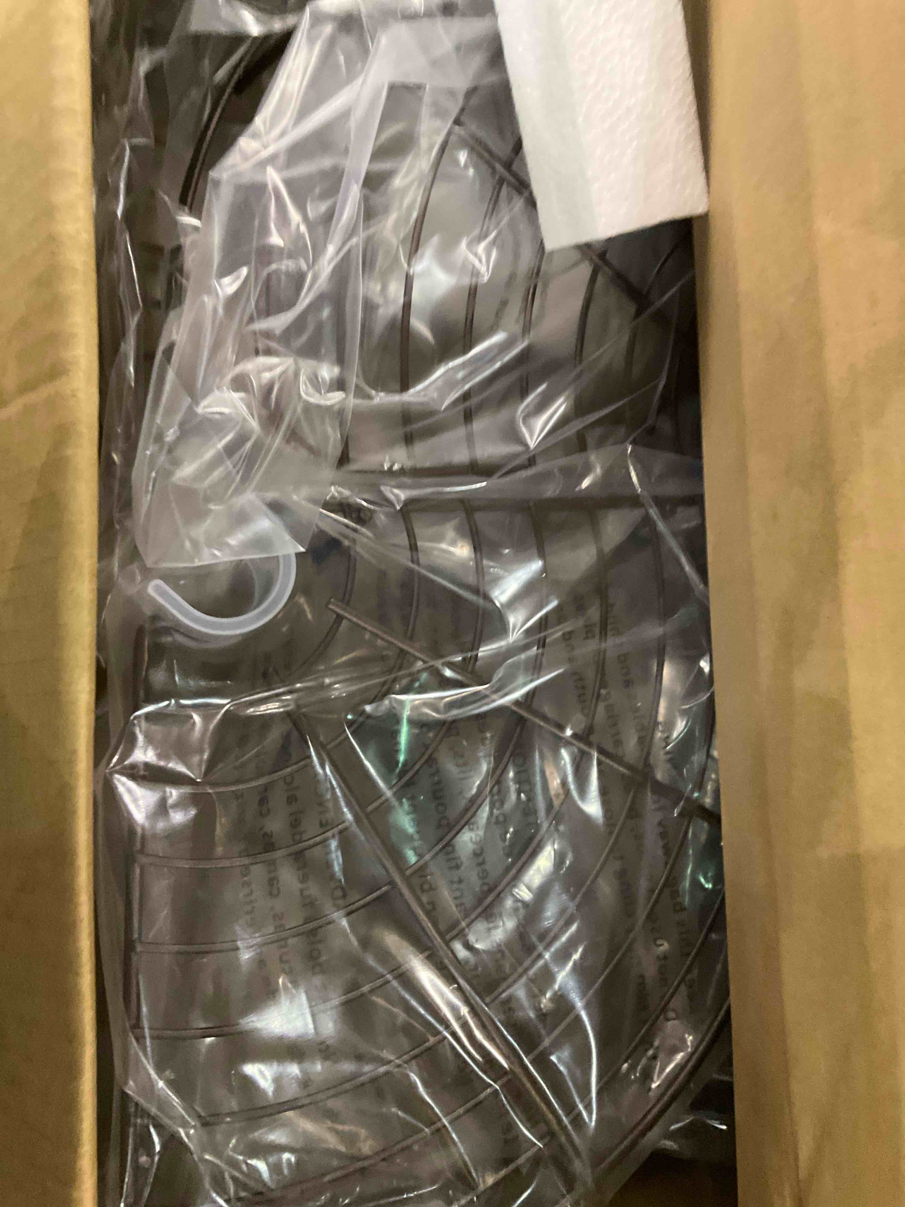 https://s3.amazonaws.com/lotting-images-prod/BargainHunt/EXS01214966_1711466691829.jpeg