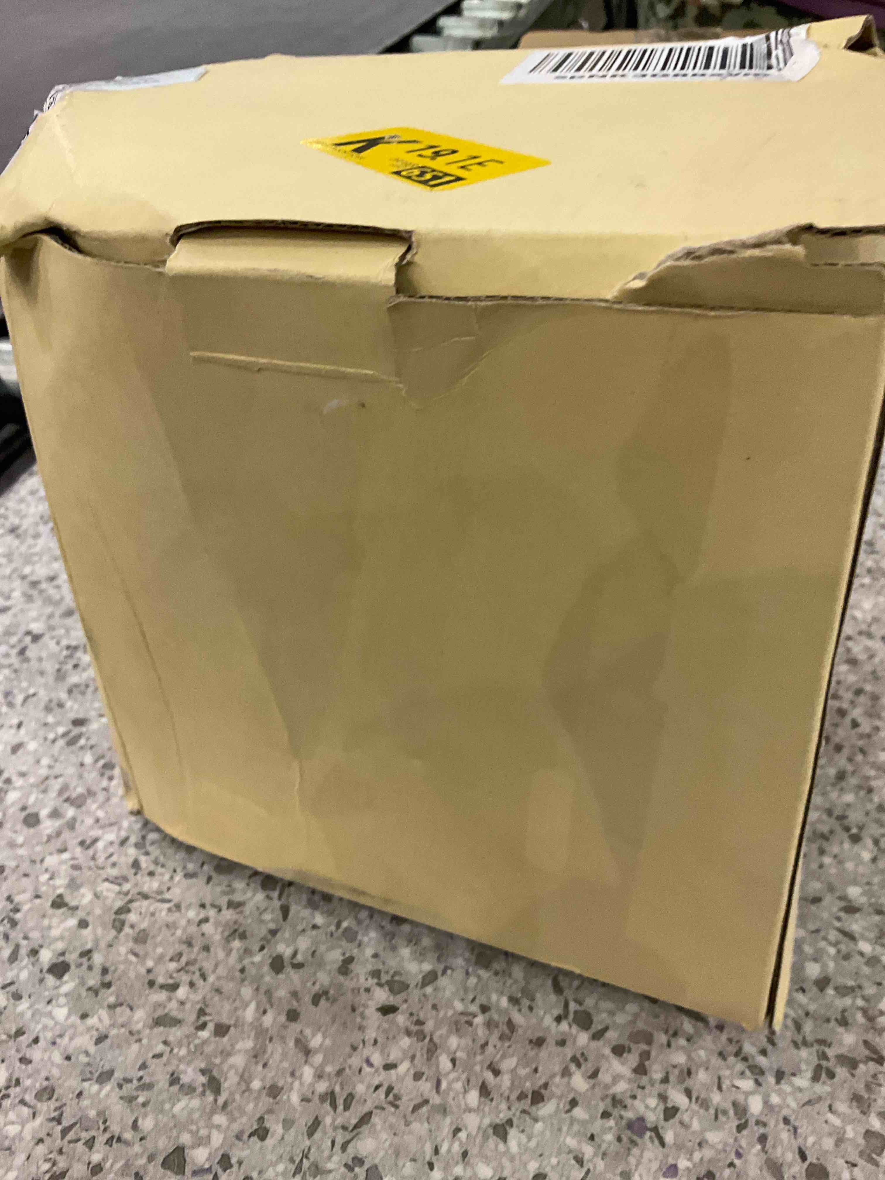 https://s3.amazonaws.com/lotting-images-prod/BargainHunt/EXS01214989_1711473511878.jpeg
