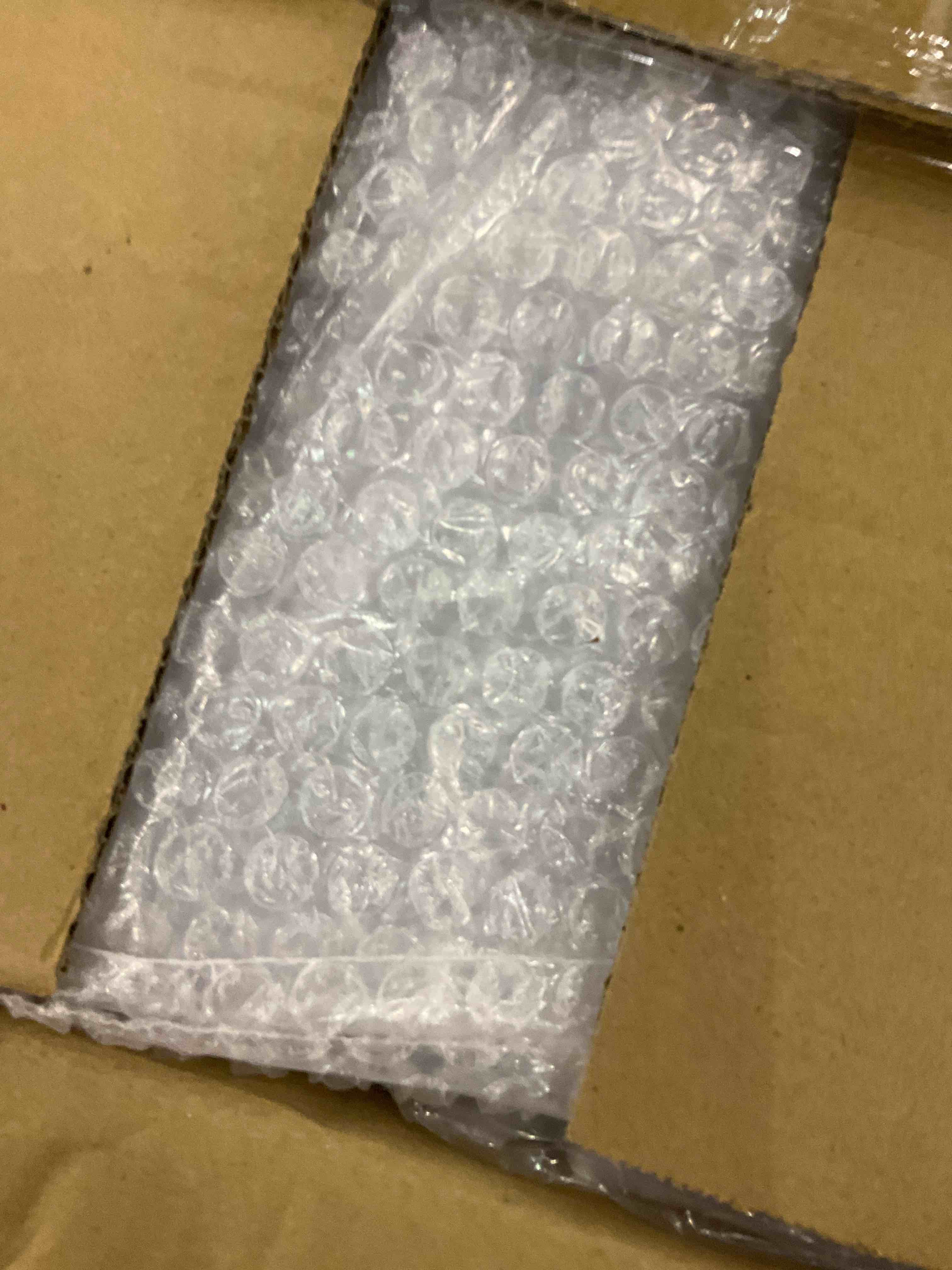 https://s3.amazonaws.com/lotting-images-prod/BargainHunt/EXS01215780_1710504874995.jpeg