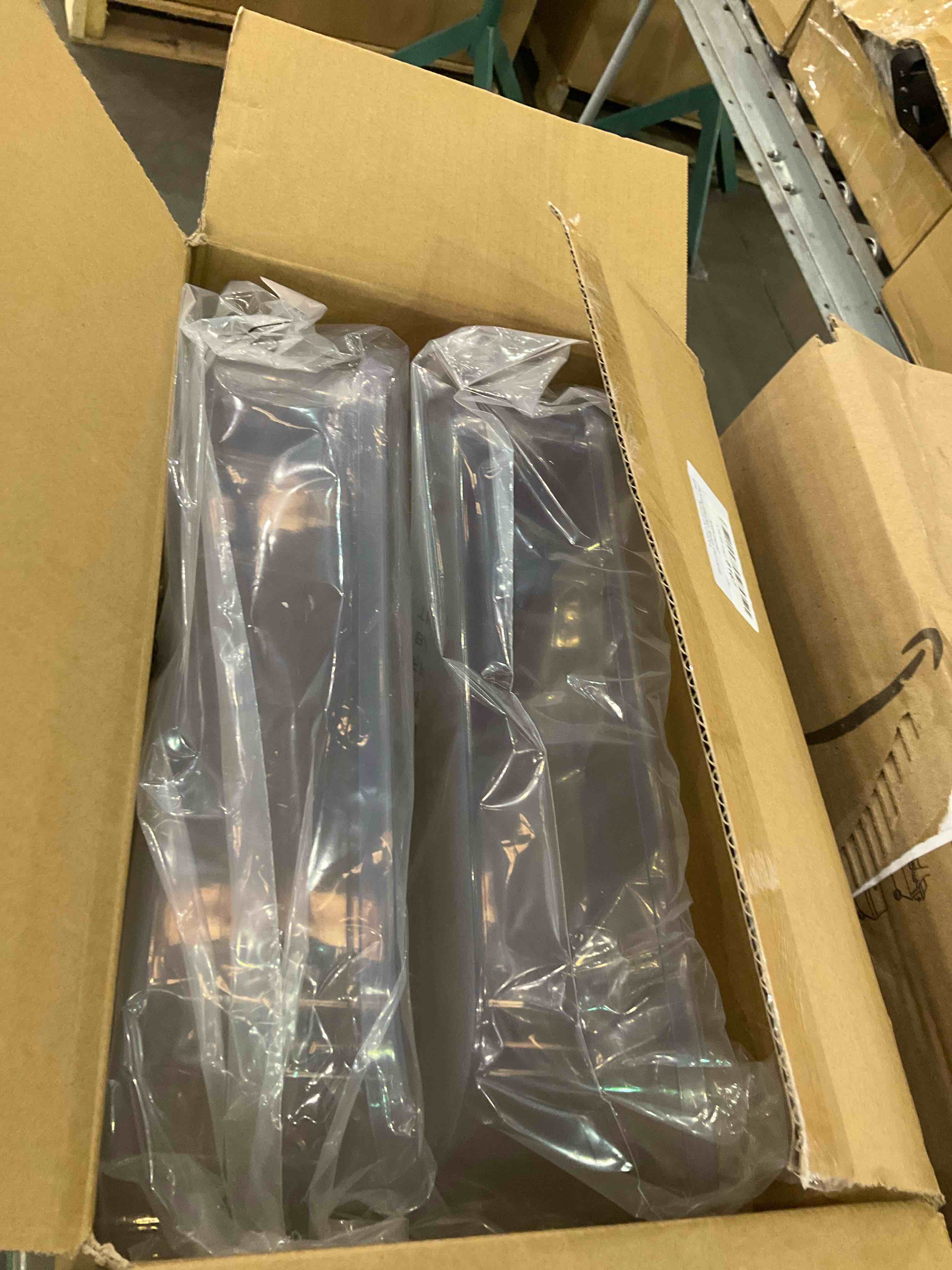 https://s3.amazonaws.com/lotting-images-prod/BargainHunt/EXS01216049_1710436983329.jpeg