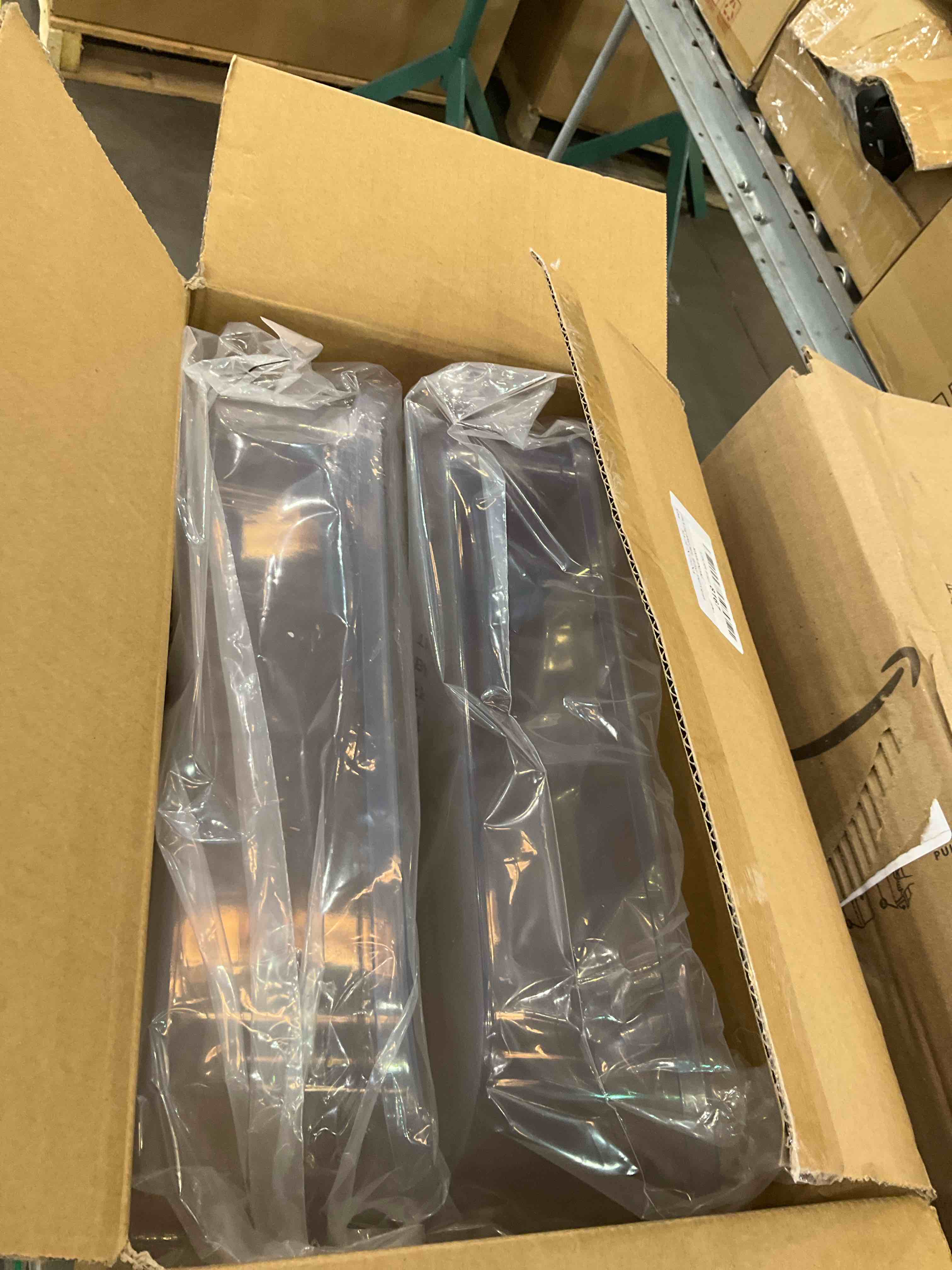 https://s3.amazonaws.com/lotting-images-prod/BargainHunt/EXS01216049_1710436985666.jpeg