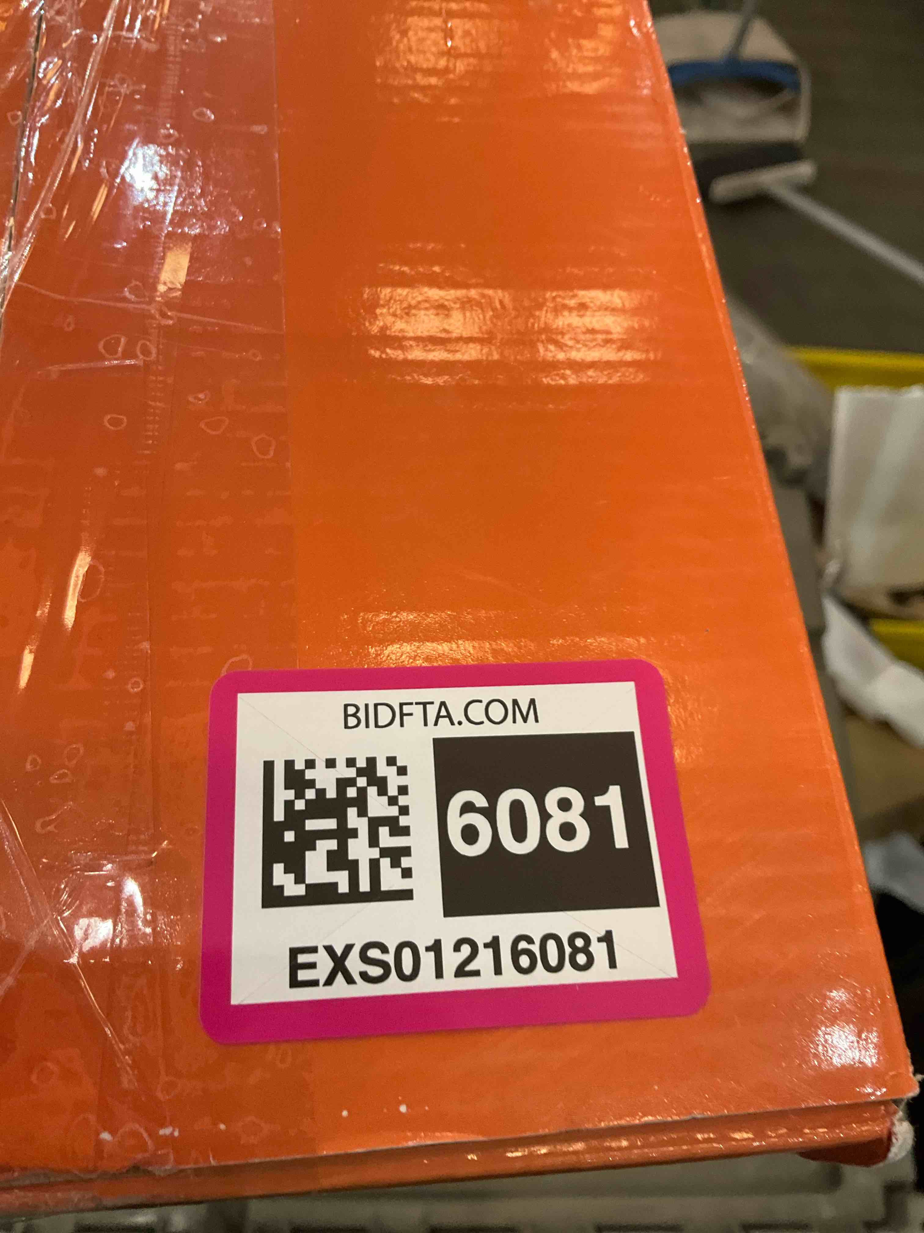 https://s3.amazonaws.com/lotting-images-prod/BargainHunt/EXS01216081_1710441933373.jpeg