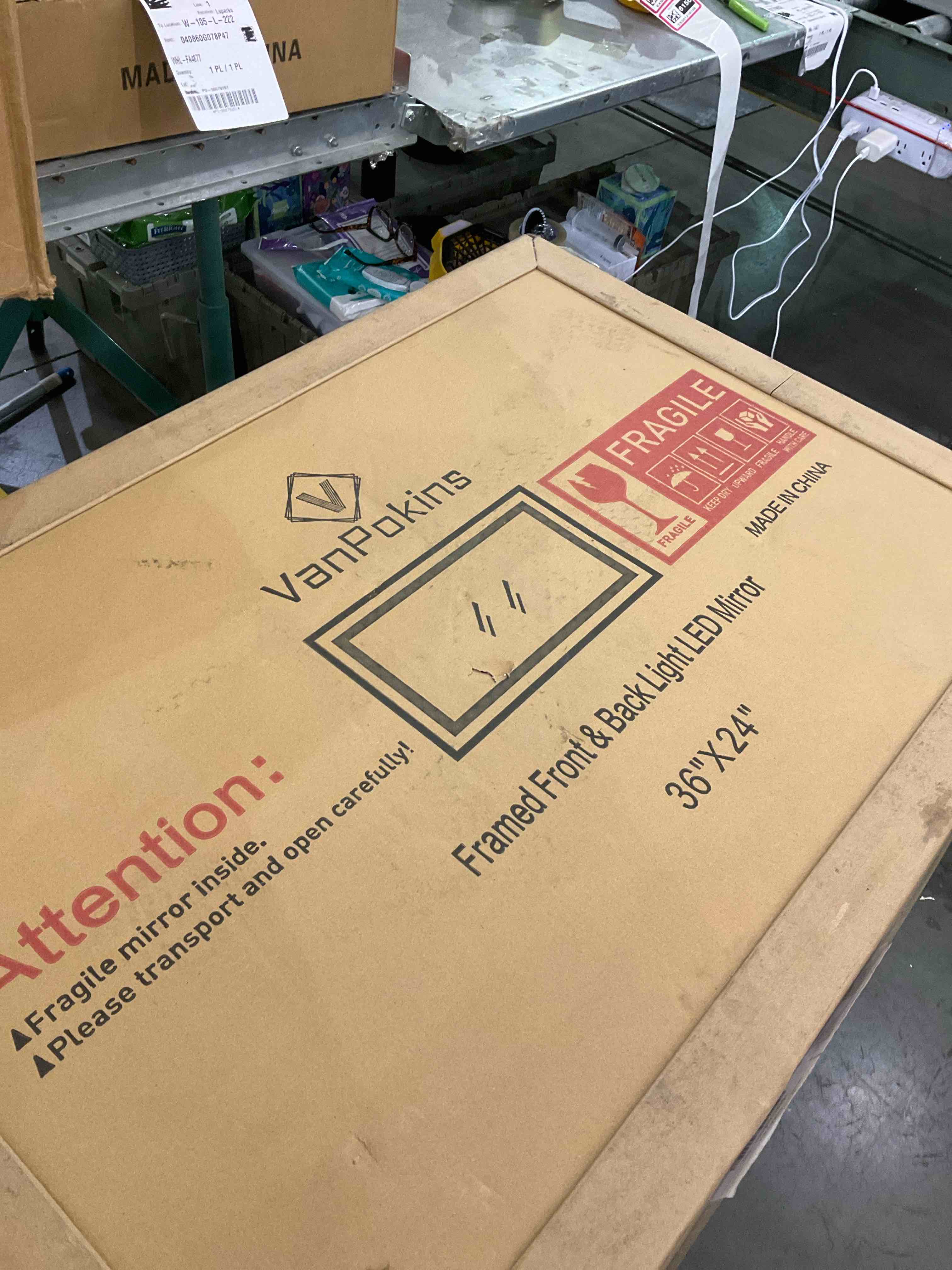 https://s3.amazonaws.com/lotting-images-prod/BargainHunt/EXS01216155_1710772971301.jpeg