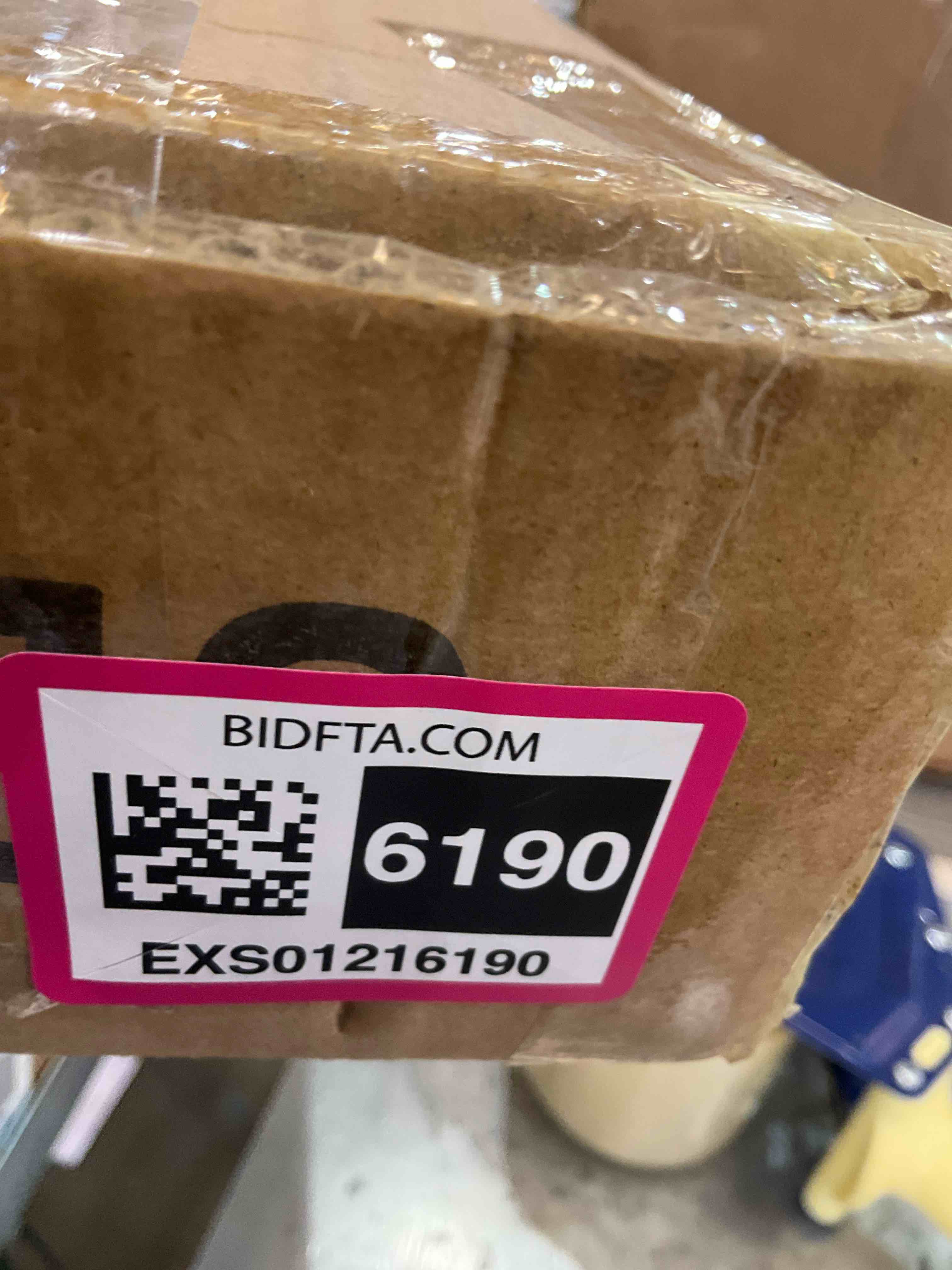 https://s3.amazonaws.com/lotting-images-prod/BargainHunt/EXS01216190_1710782029513.jpeg
