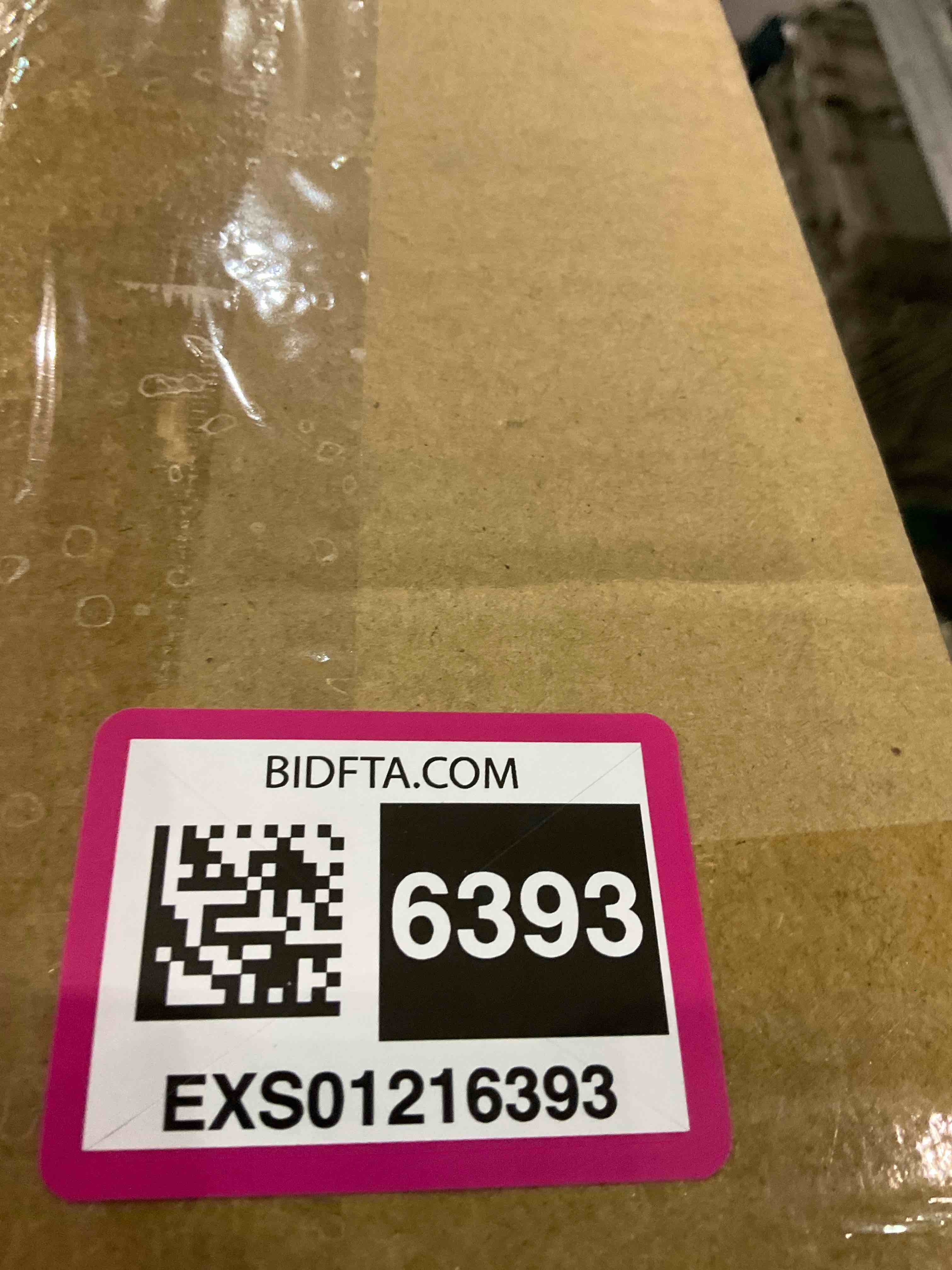 https://s3.amazonaws.com/lotting-images-prod/BargainHunt/EXS01216393_1710938820473.jpeg