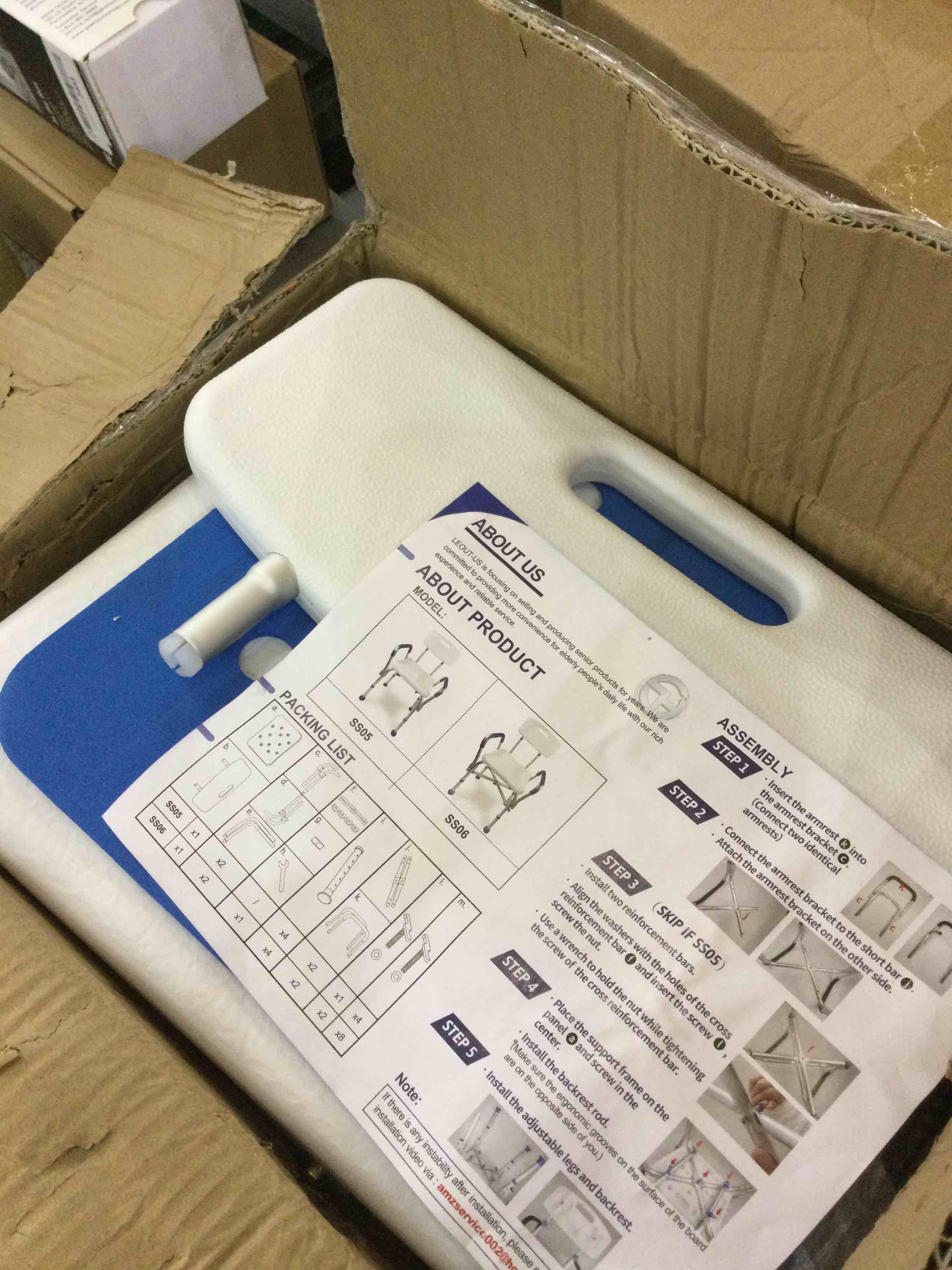https://s3.amazonaws.com/lotting-images-prod/BargainHunt/EXS01216555_1710859809630.jpeg