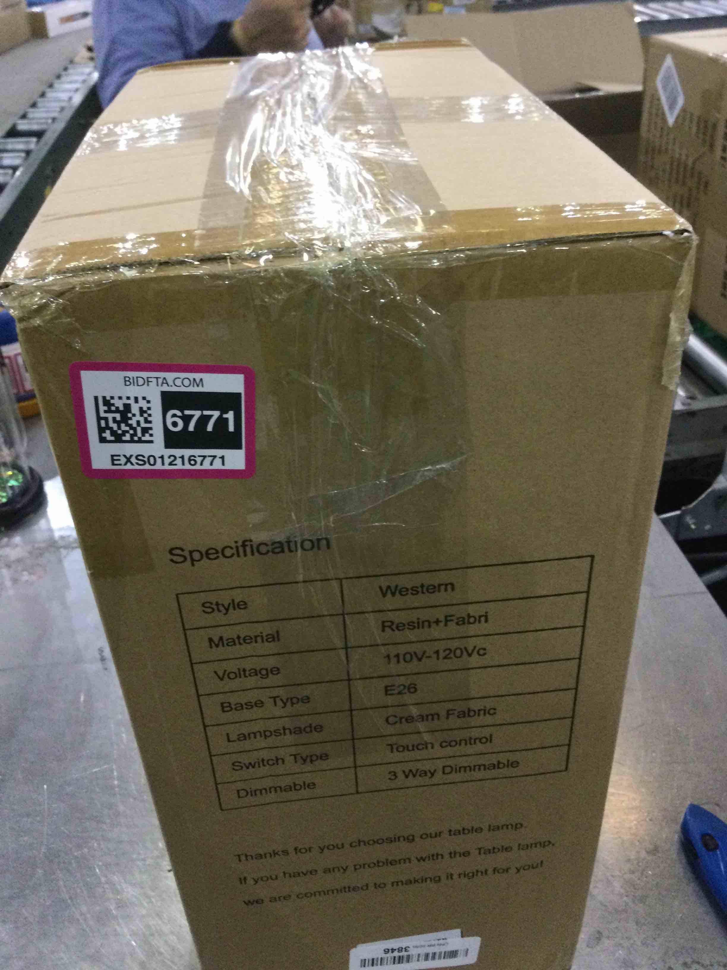 https://s3.amazonaws.com/lotting-images-prod/BargainHunt/EXS01216771_1710942274847.jpeg