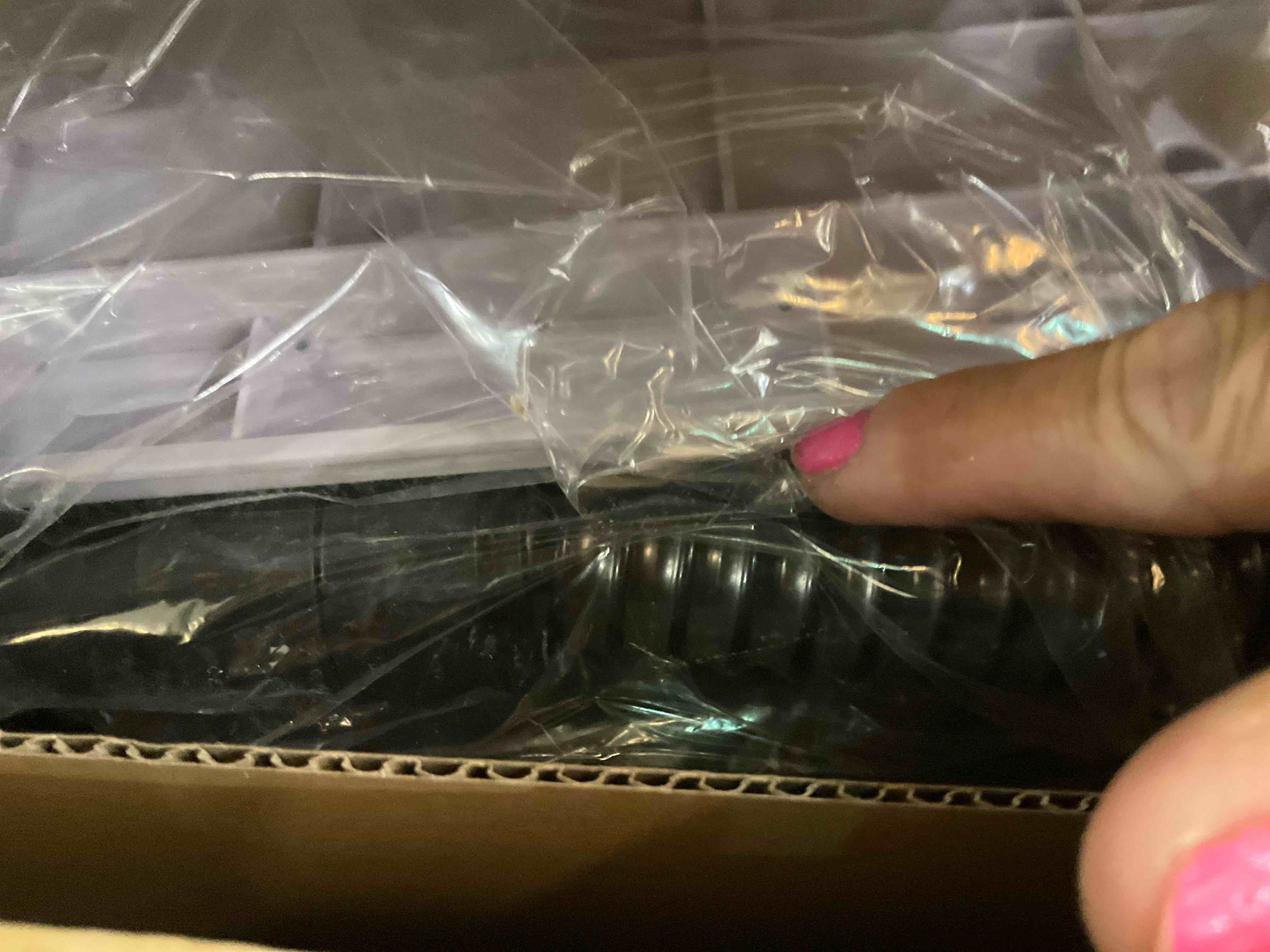 https://s3.amazonaws.com/lotting-images-prod/BargainHunt/EXS01217159_1713291887027.jpeg