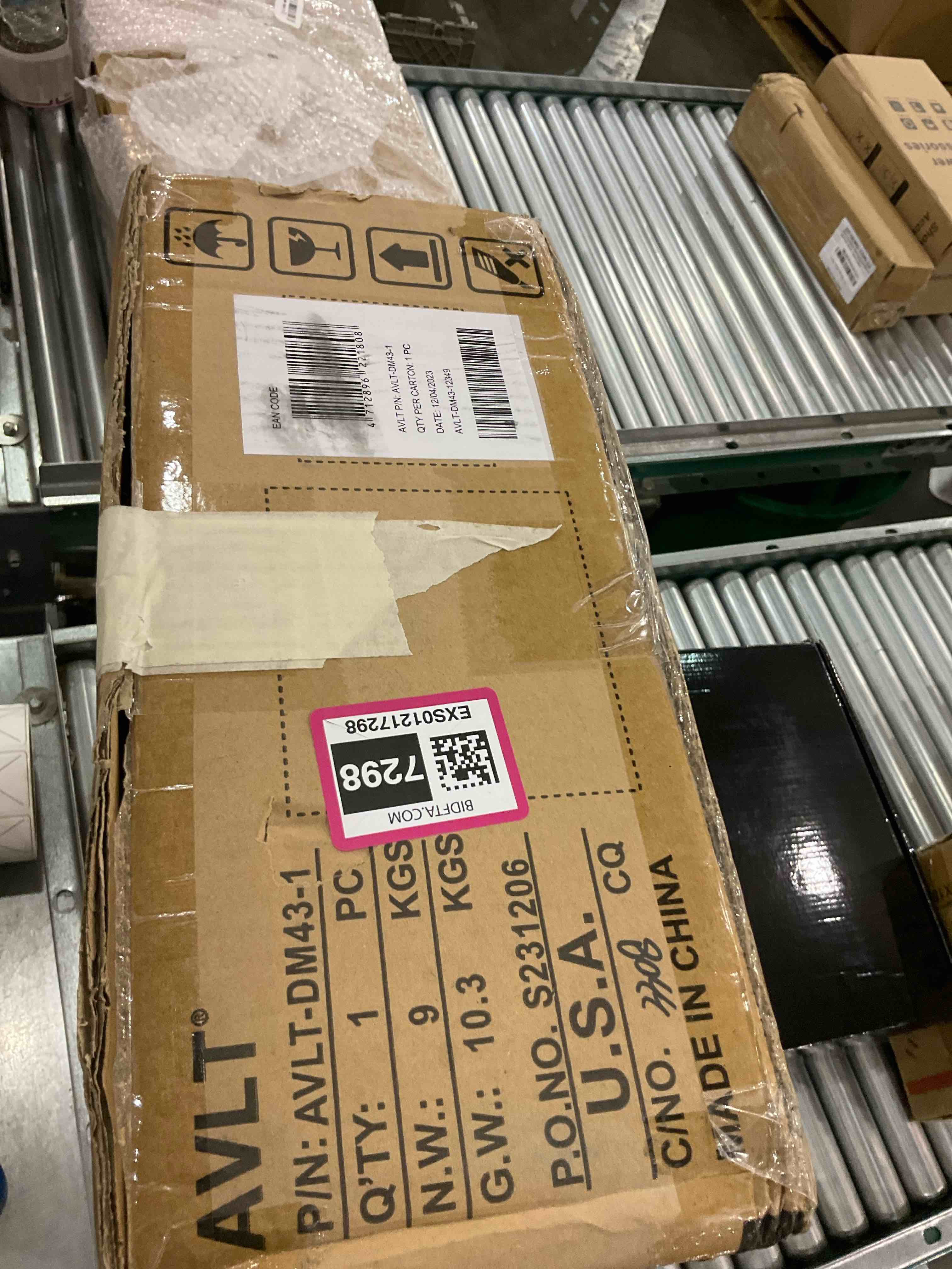 https://s3.amazonaws.com/lotting-images-prod/BargainHunt/EXS01217298_1713784554815.jpeg