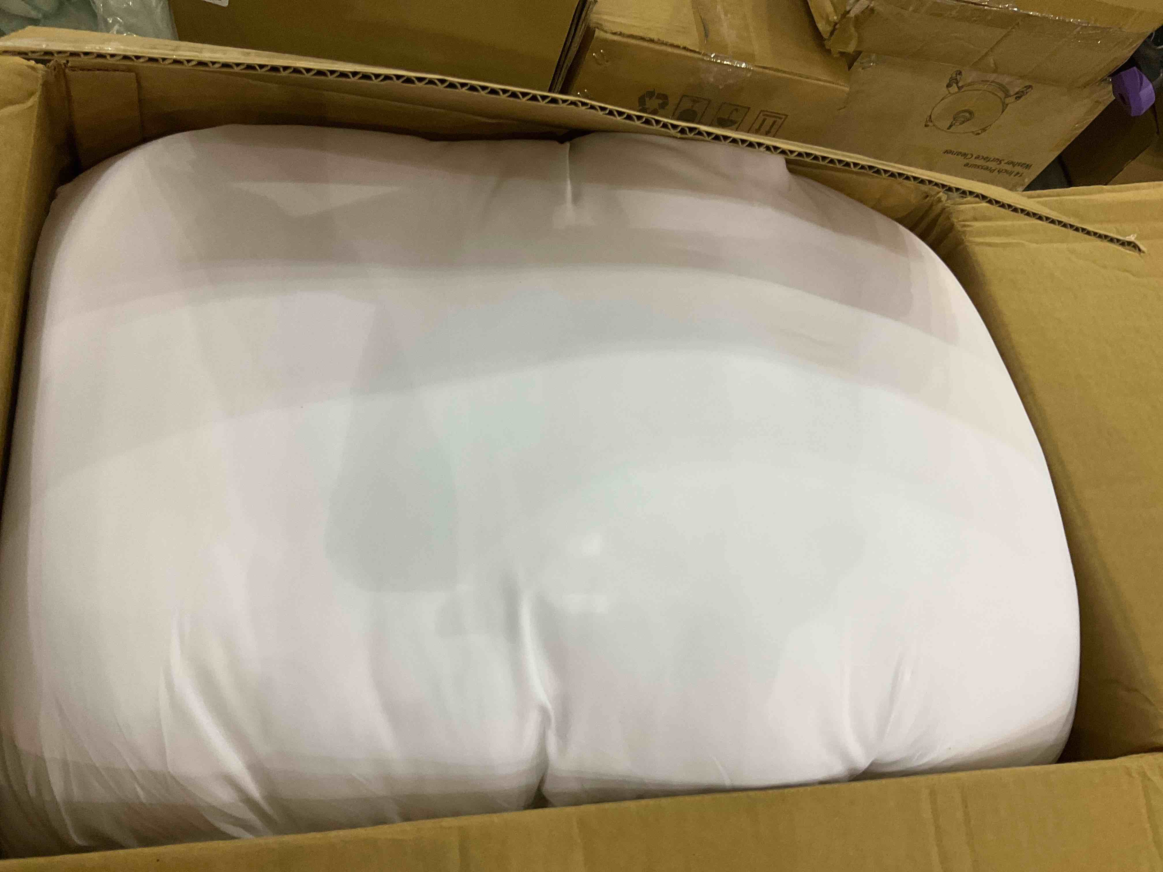 https://s3.amazonaws.com/lotting-images-prod/BargainHunt/EXS01217302_1713785047544.jpeg