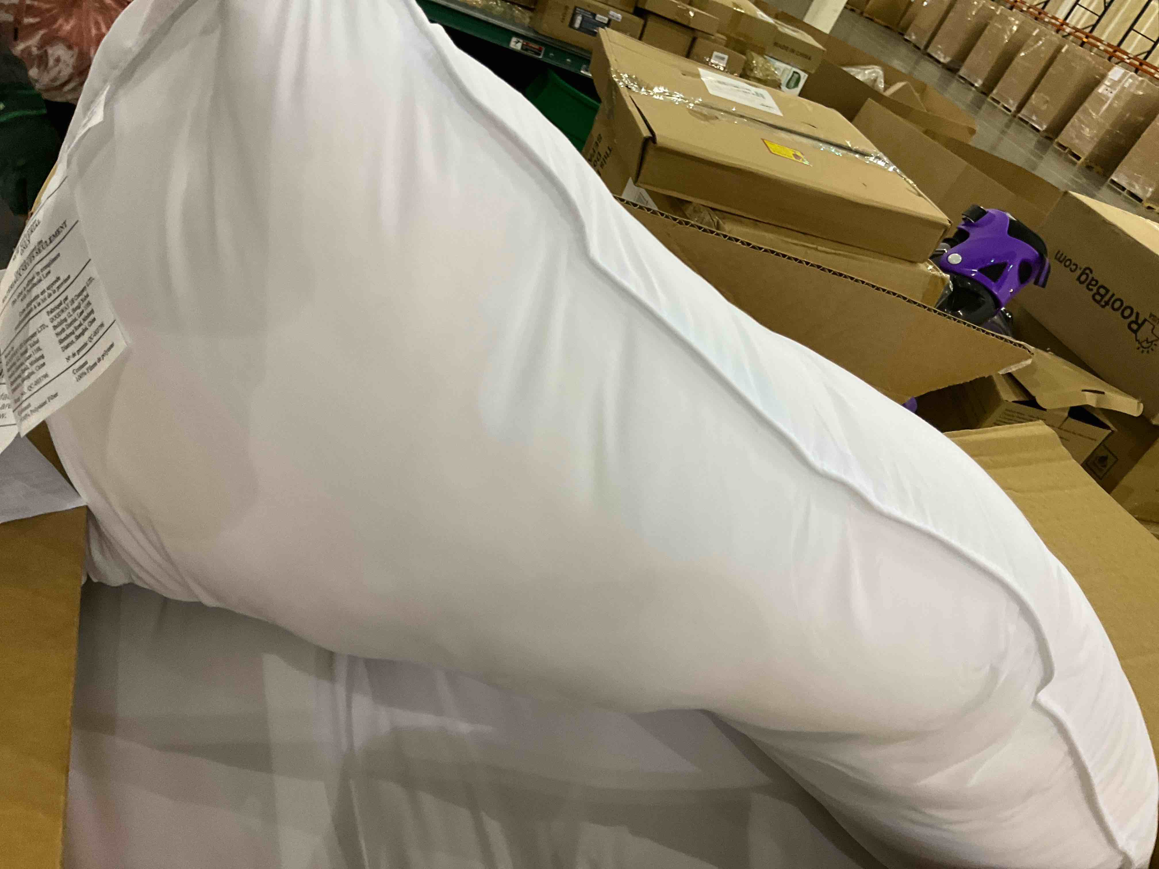 https://s3.amazonaws.com/lotting-images-prod/BargainHunt/EXS01217302_1713785061104.jpeg