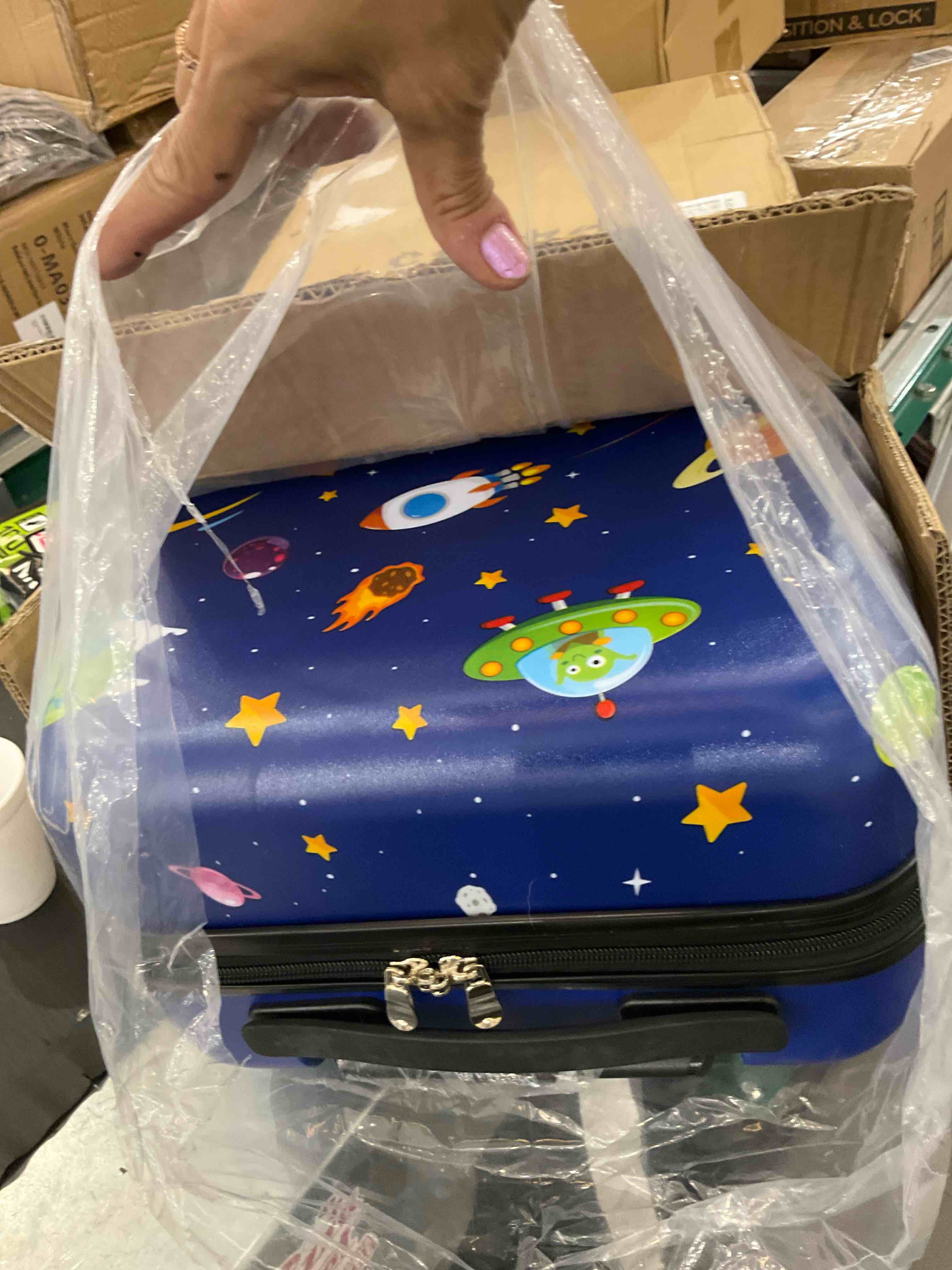 https://s3.amazonaws.com/lotting-images-prod/BargainHunt/EXS01217399_1713807668483.jpeg