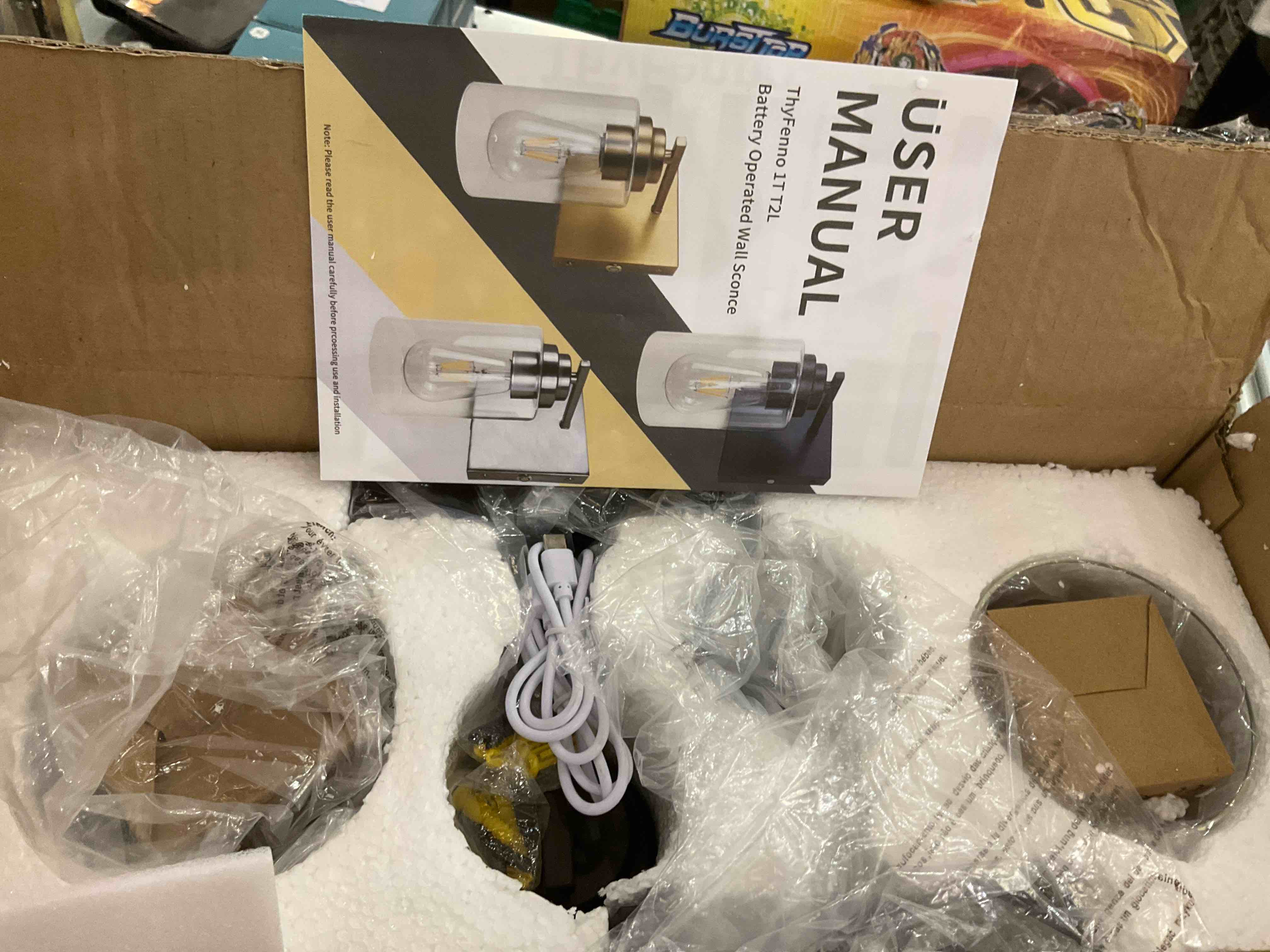 https://s3.amazonaws.com/lotting-images-prod/BargainHunt/EXS01217449_1713893201845.jpeg